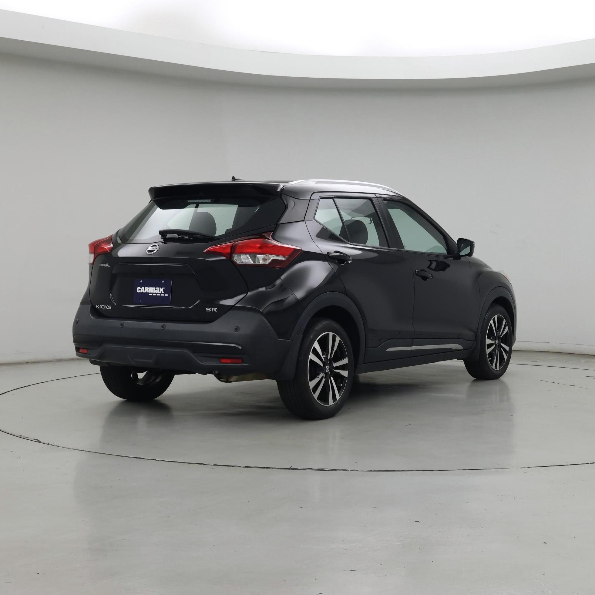 Thumbnail: 2020 Nissan Kicks - 8