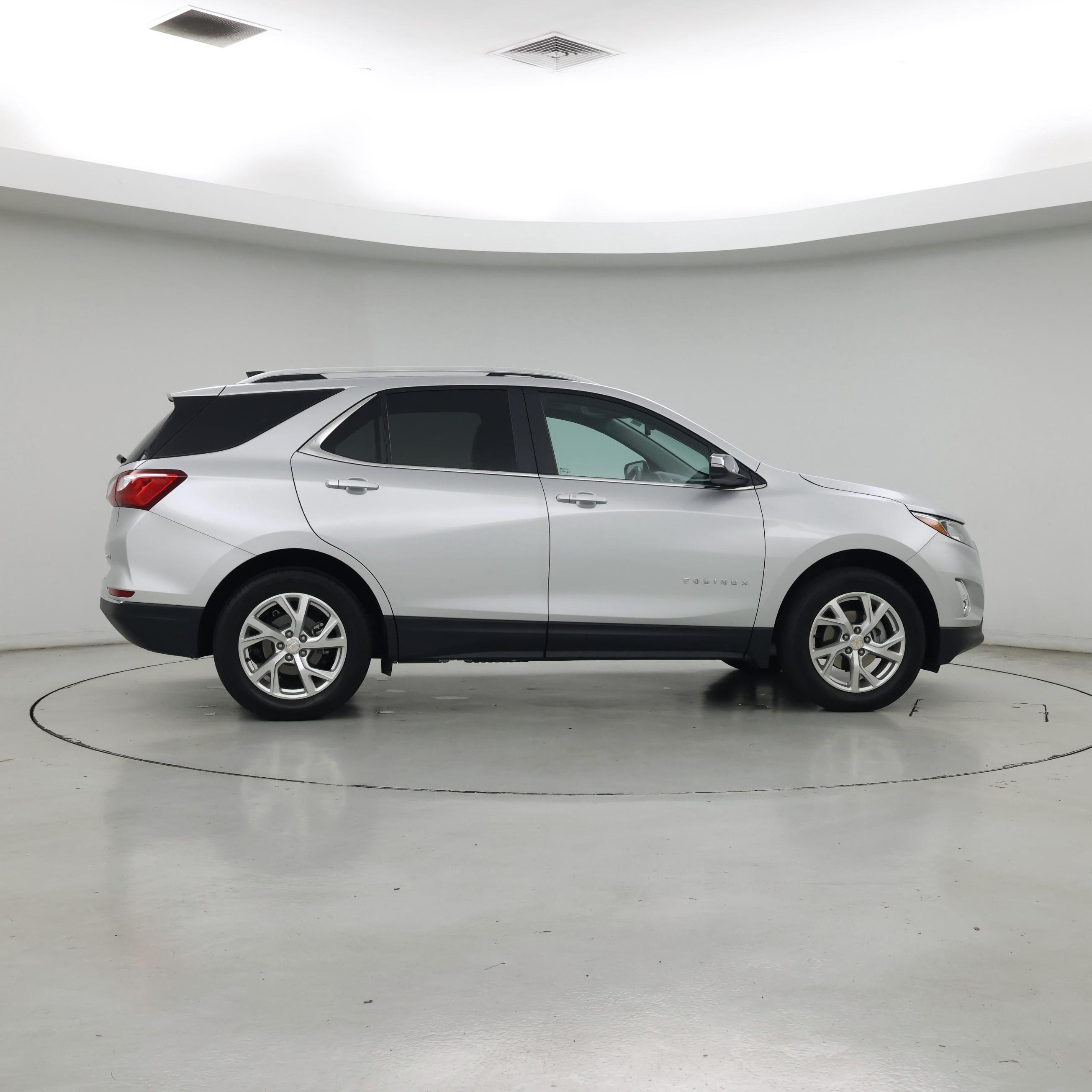 Thumbnail: 2021 Chevrolet Equinox - 7