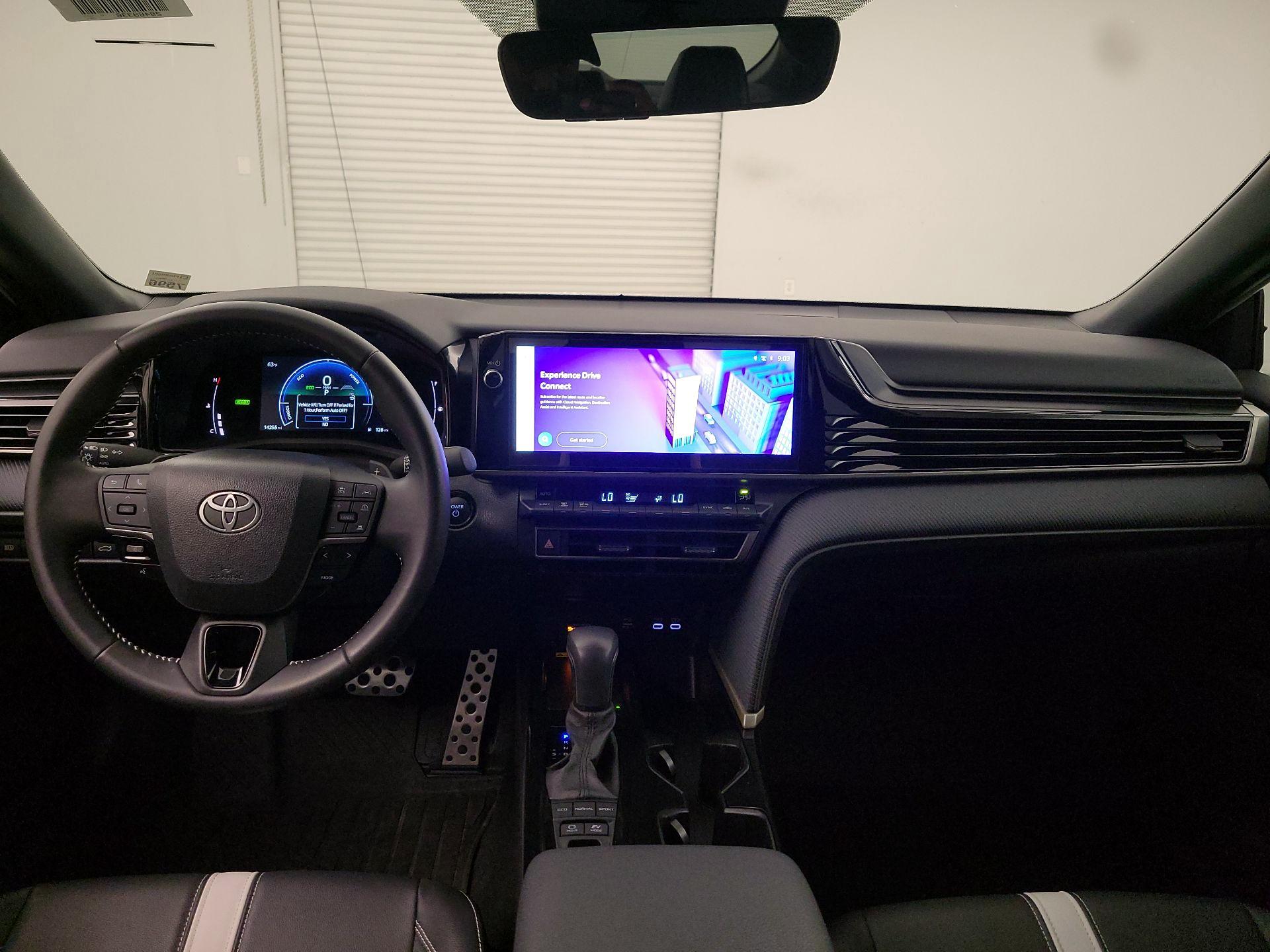 Thumbnail: 2025 Toyota Camry - 9
