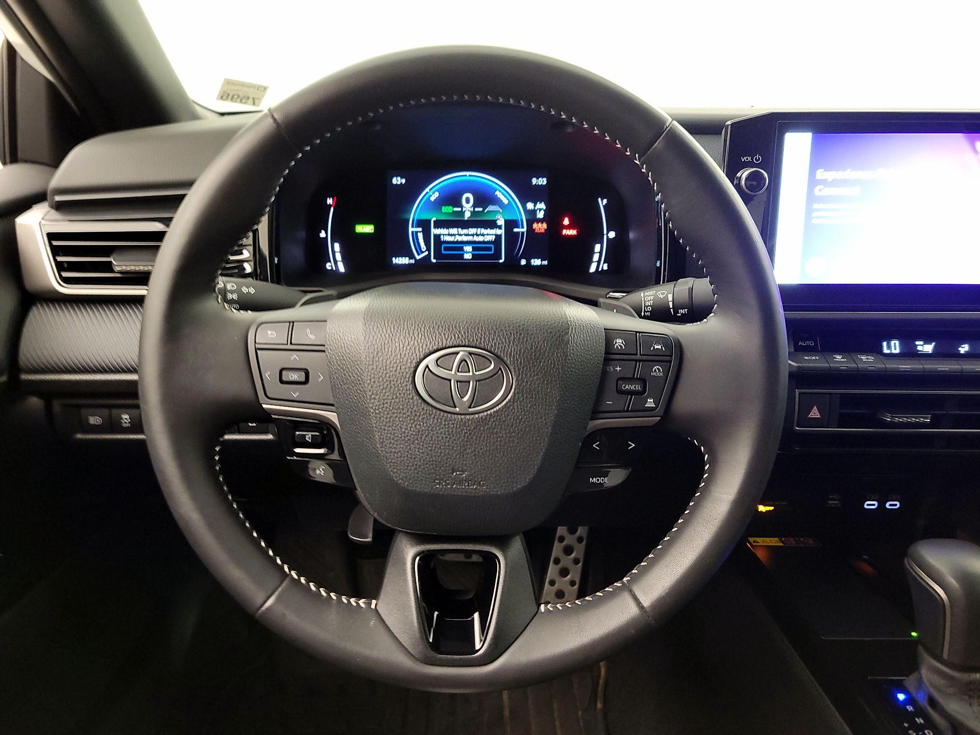 Thumbnail: 2025 Toyota Camry - 10