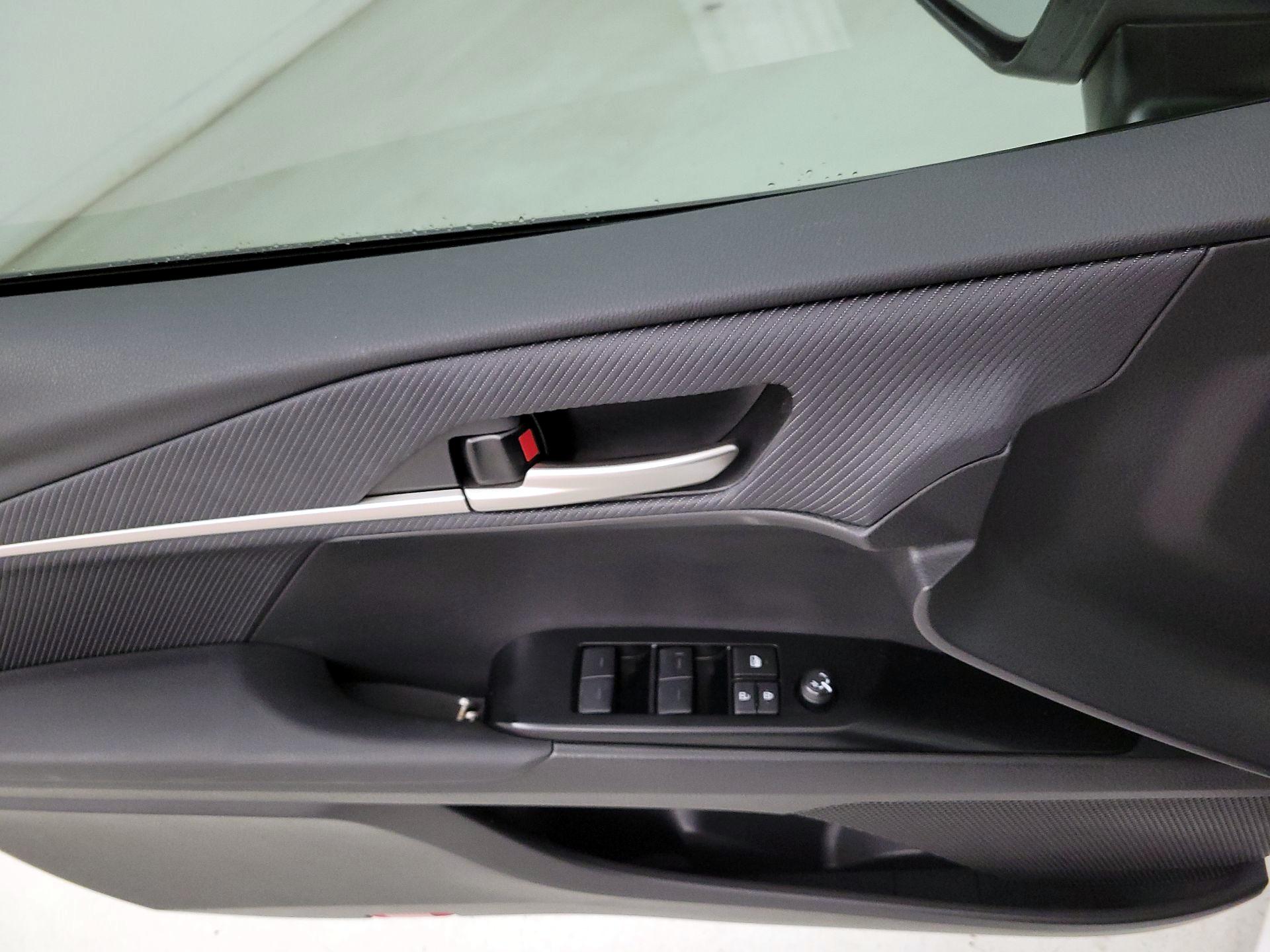 Thumbnail: 2025 Toyota Camry - 12