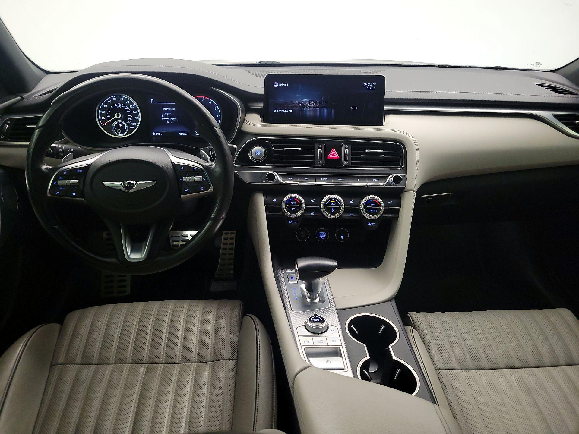 Thumbnail: 2022 Genesis G70 - 9