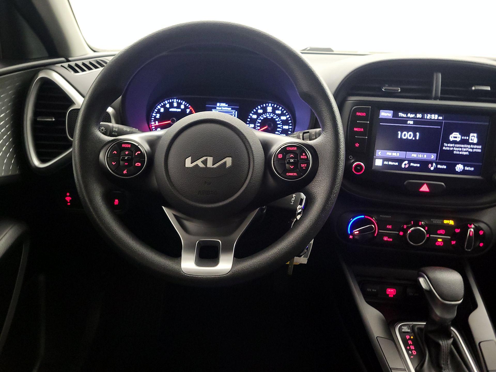 Thumbnail: 2022 Kia Soul - 10