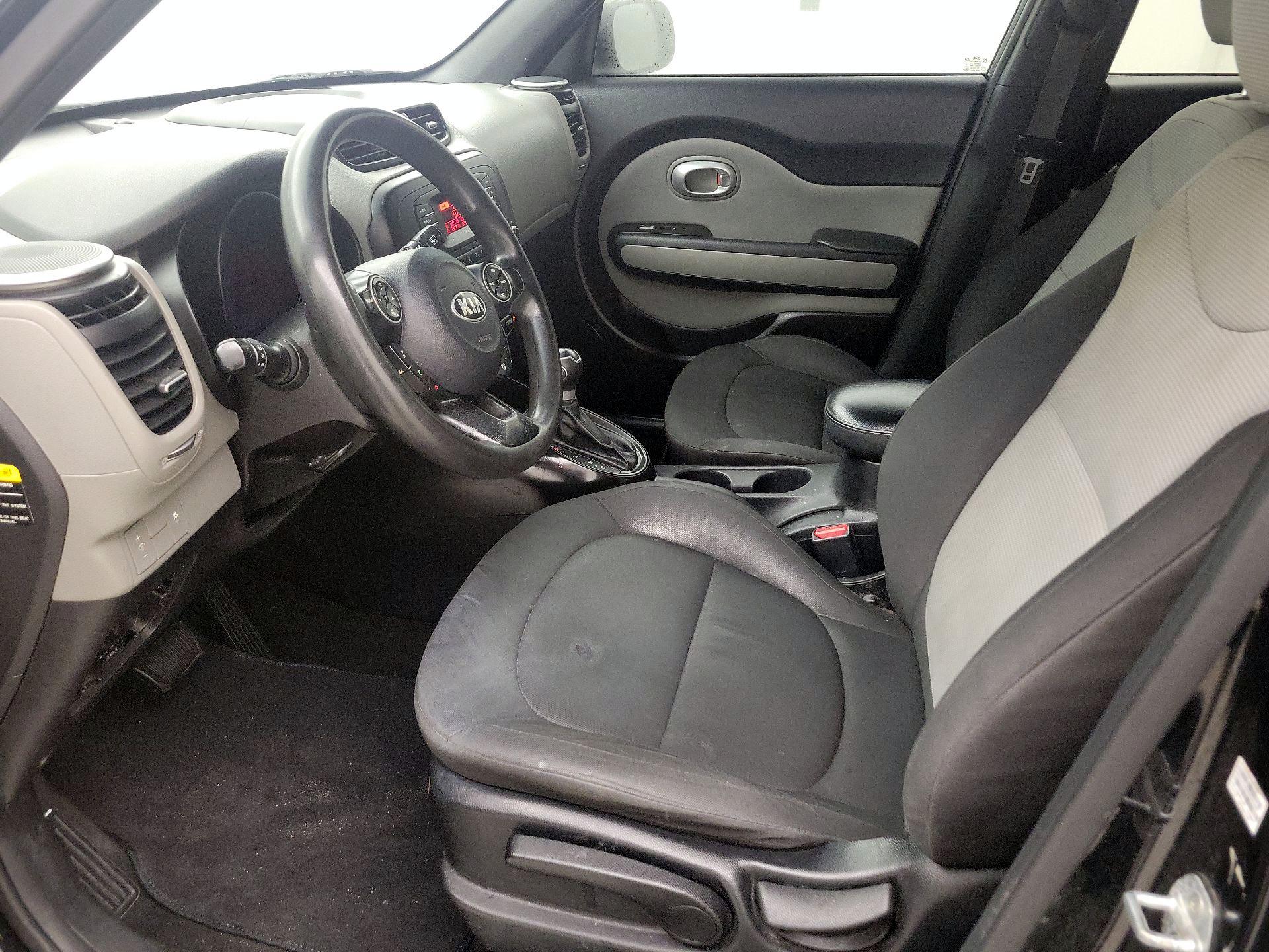 Thumbnail: 2015 Kia Soul - 11