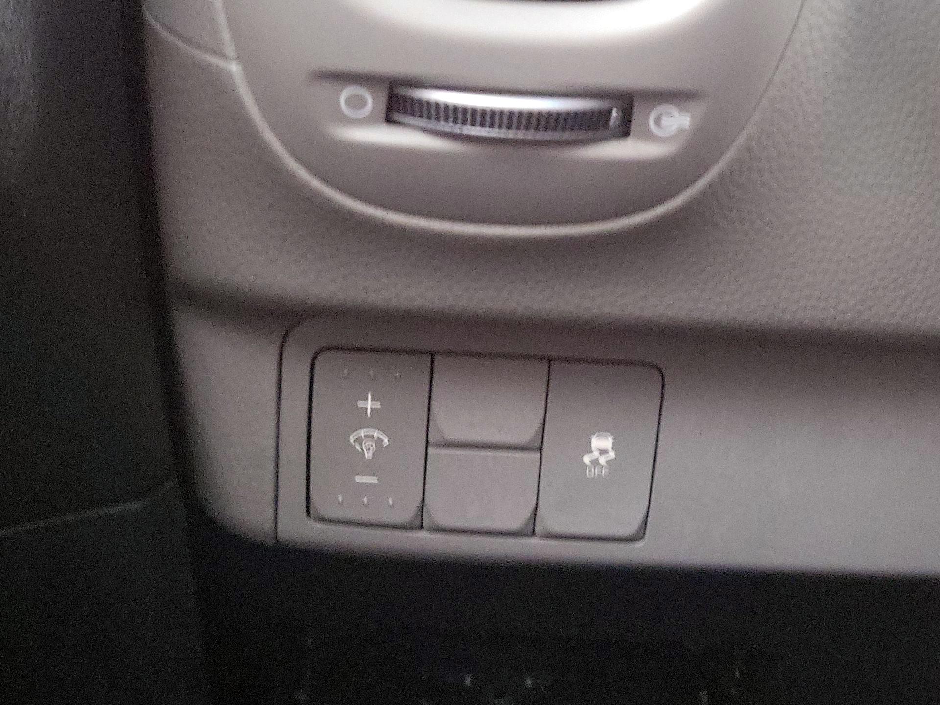 Thumbnail: 2015 Kia Soul - 13