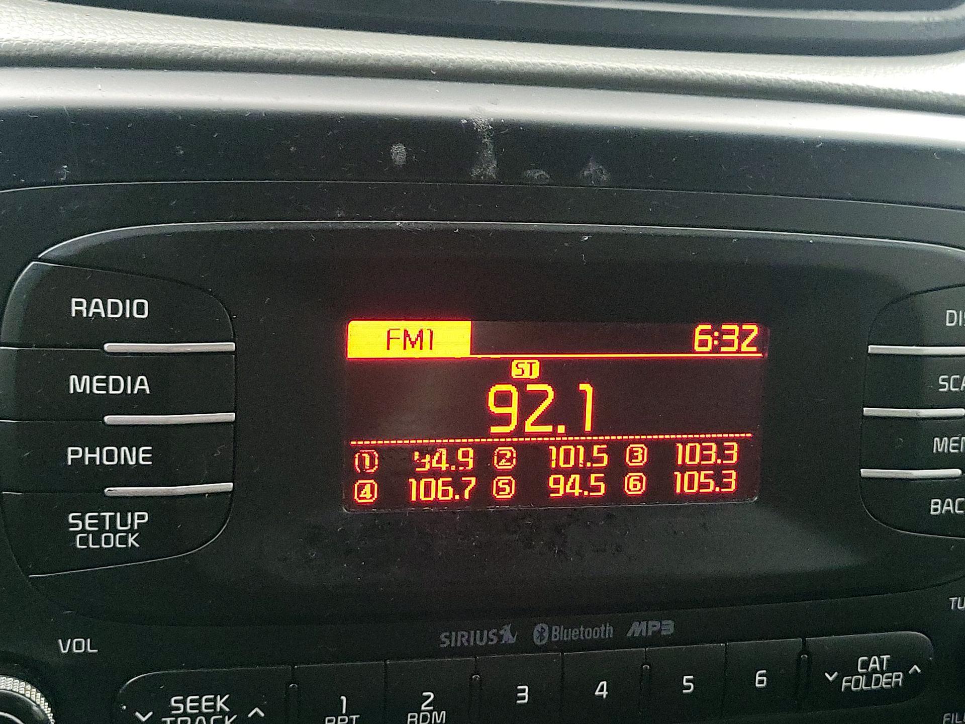 Thumbnail: 2015 Kia Soul - 14