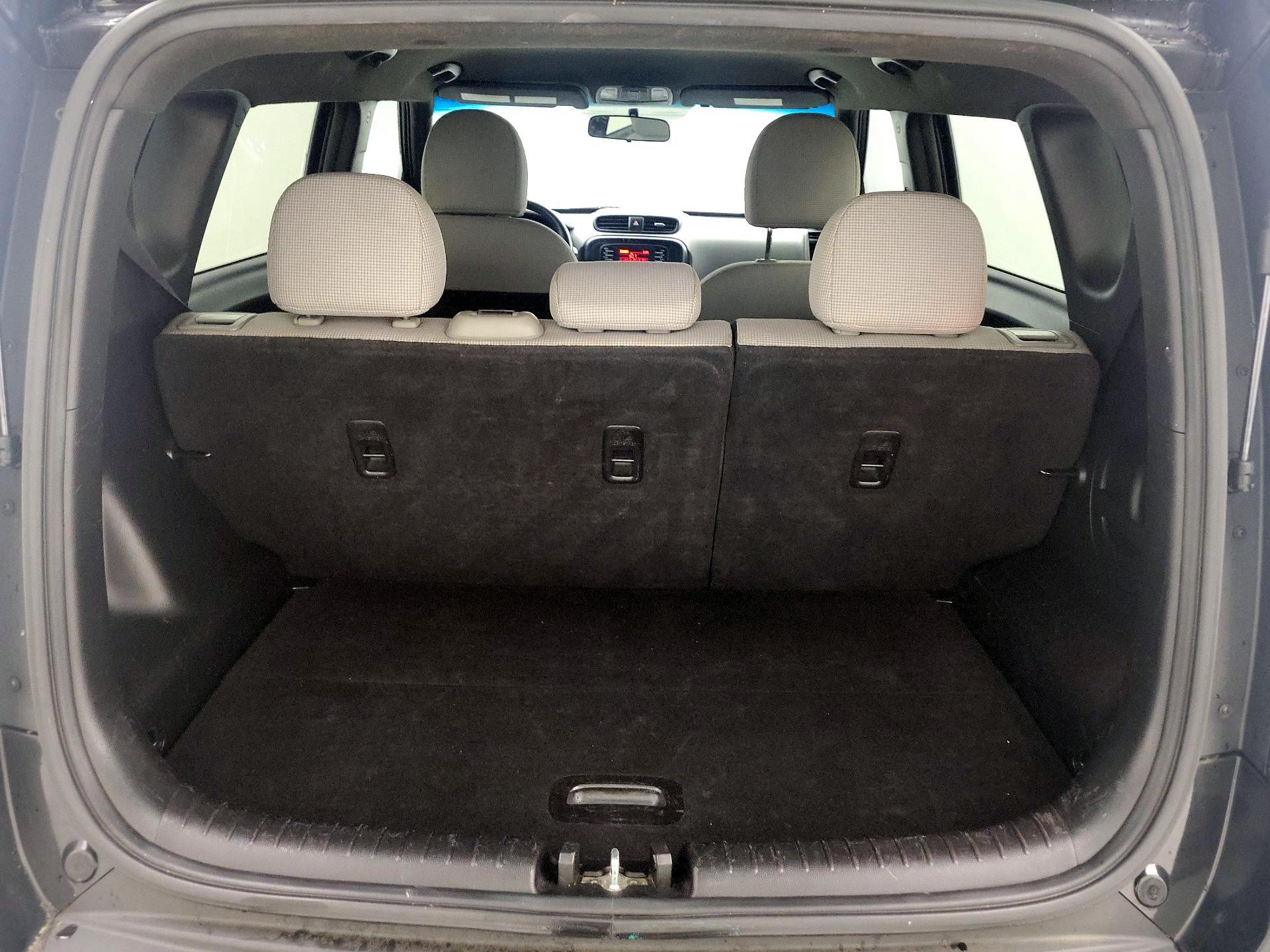 Thumbnail: 2015 Kia Soul - 19