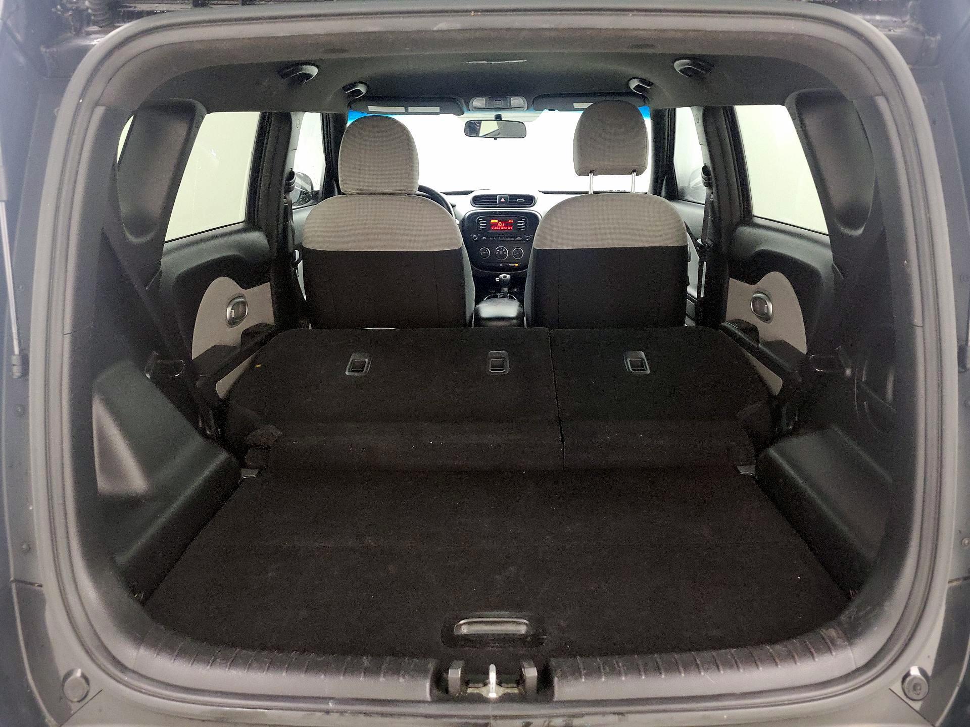 Thumbnail: 2015 Kia Soul - 20