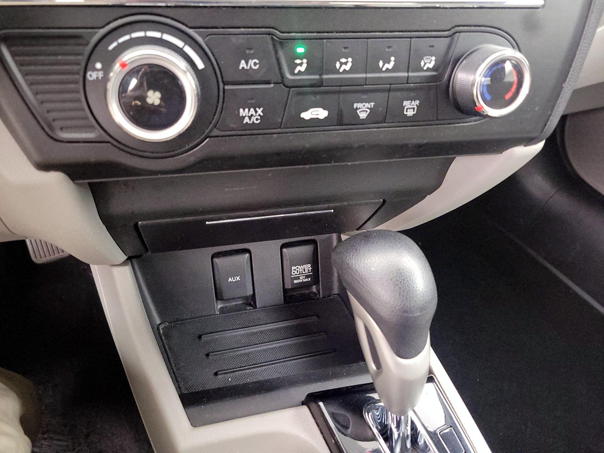 Thumbnail: 2014 Honda Civic - 16