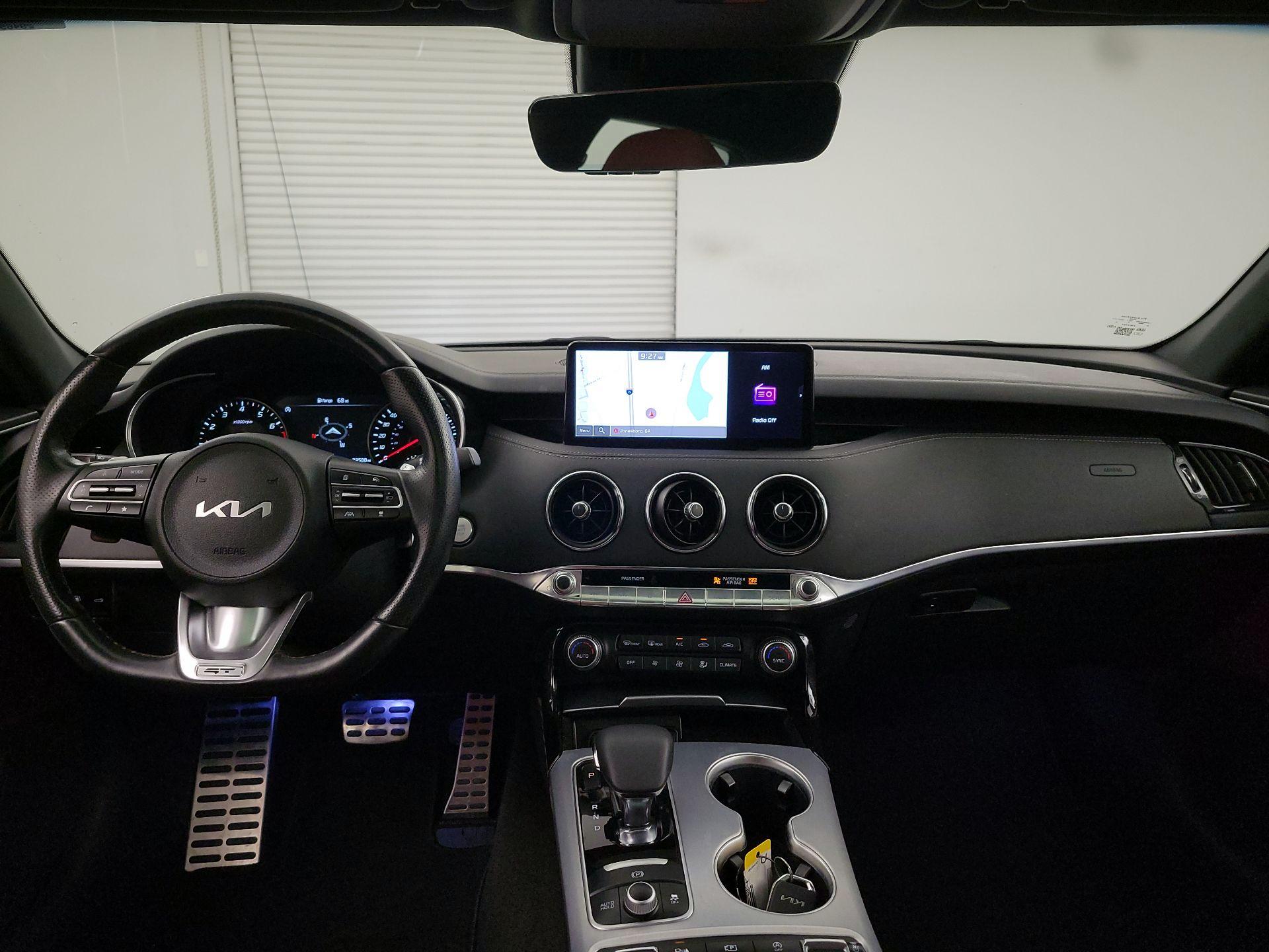 Thumbnail: 2023 Kia Stinger - 9