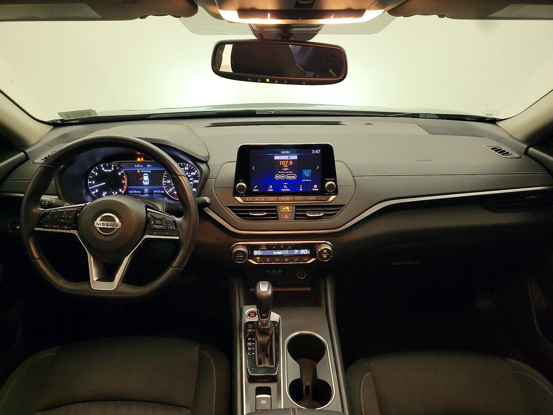 Thumbnail: 2019 Nissan Altima - 9