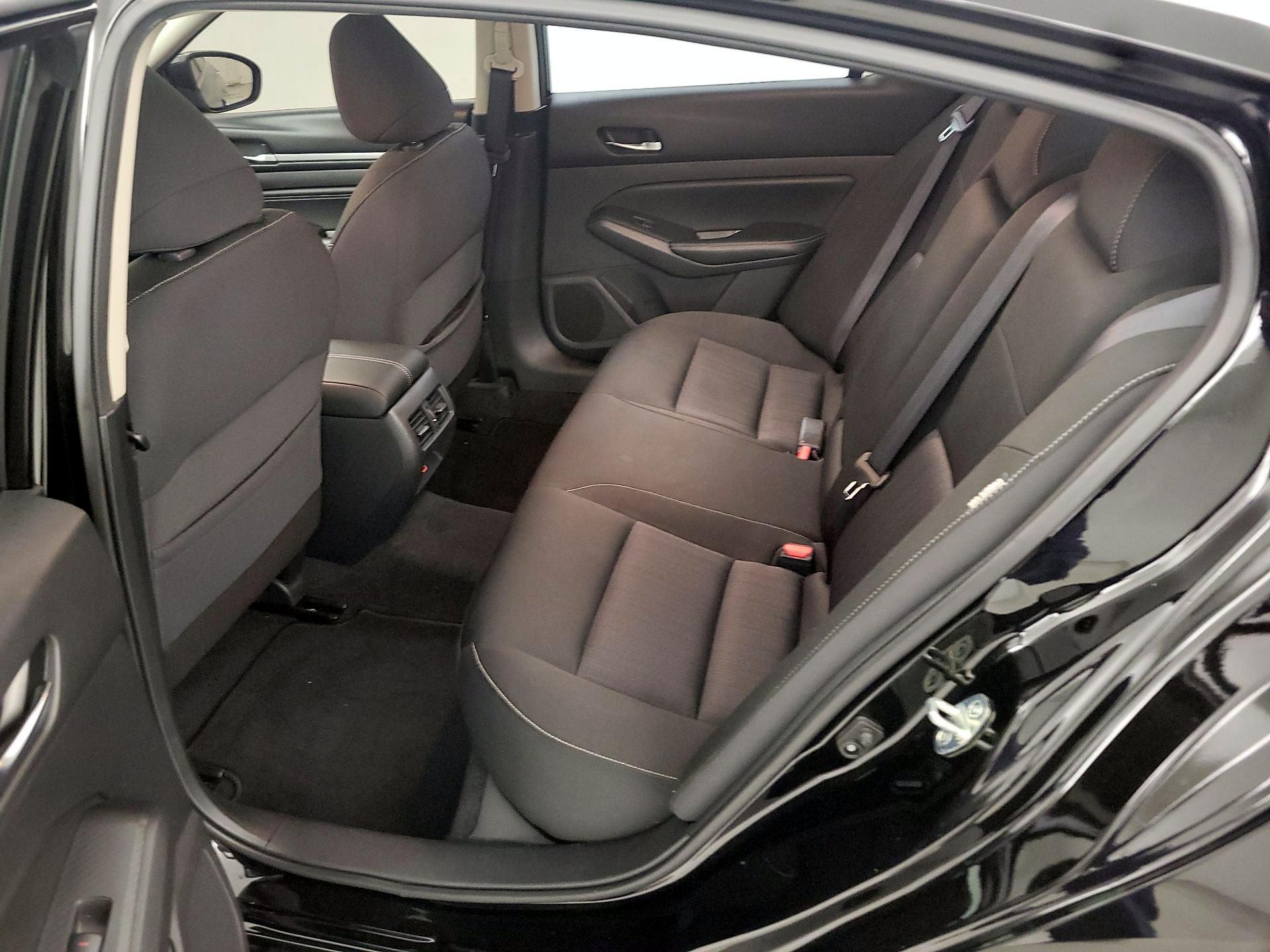 Thumbnail: 2019 Nissan Altima - 20