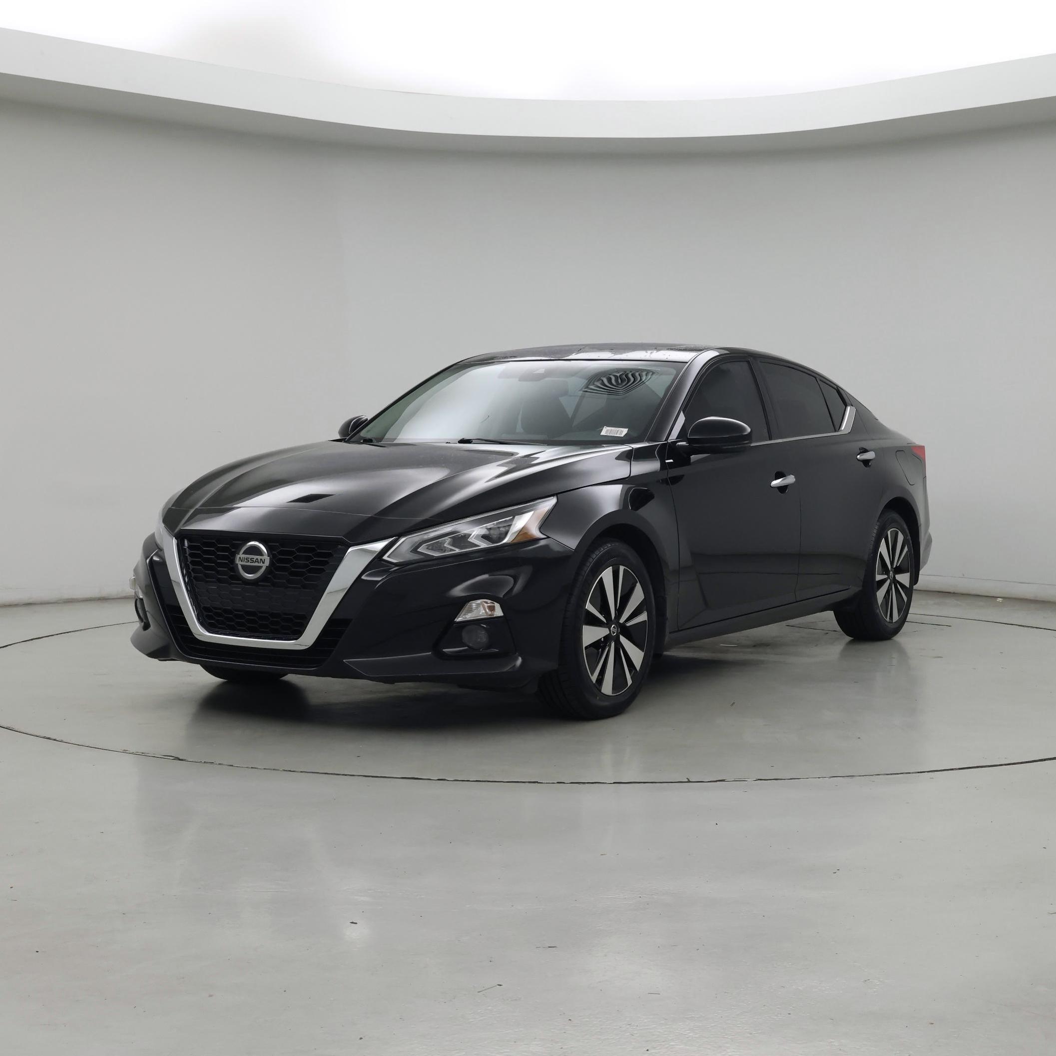 Thumbnail: 2019 Nissan Altima - 4
