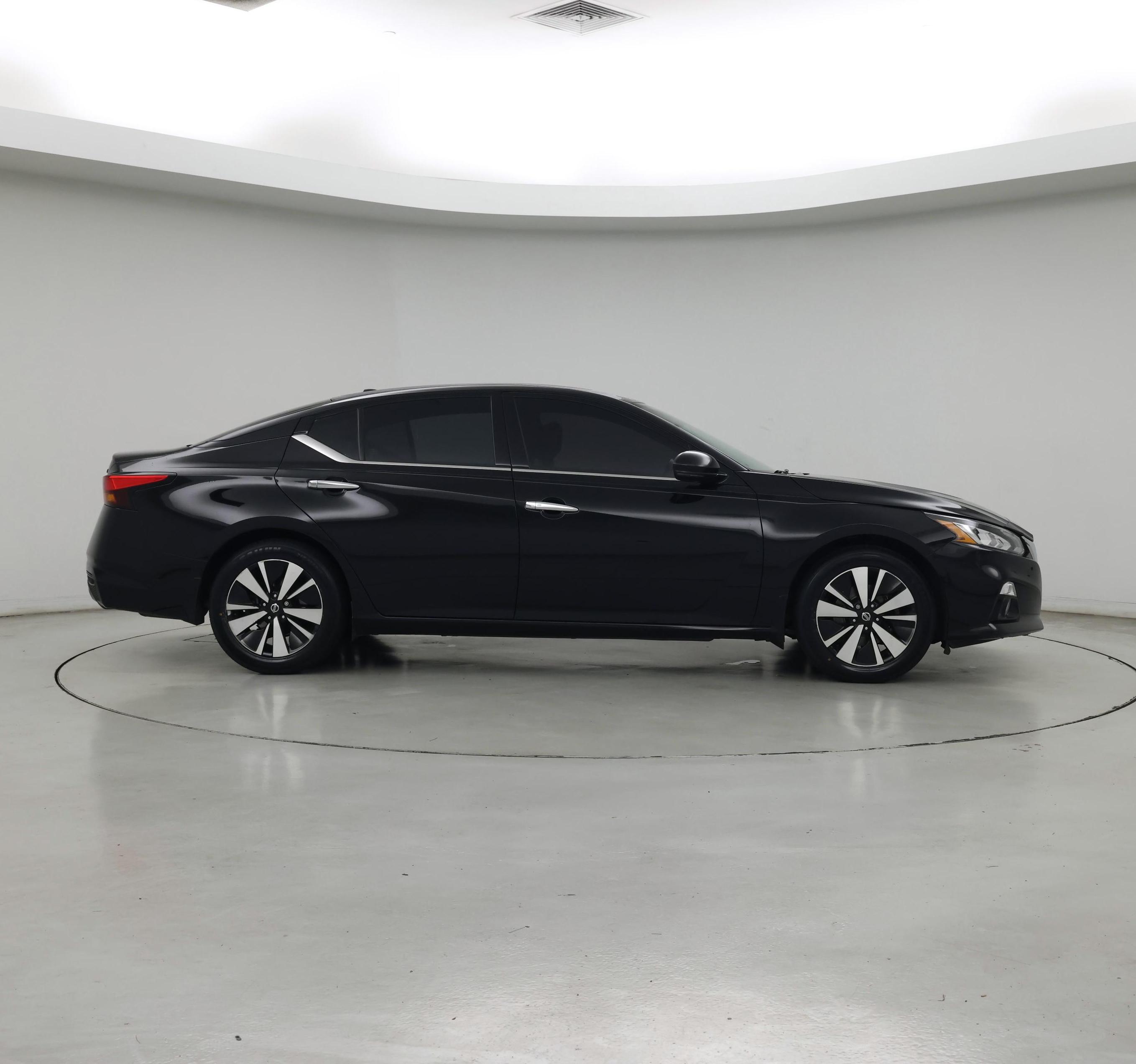 Thumbnail: 2019 Nissan Altima - 7