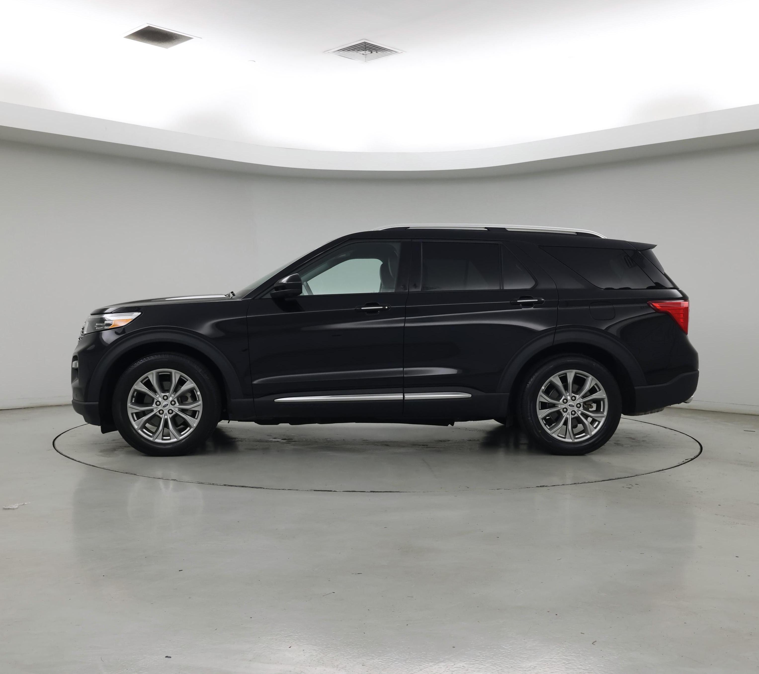 Thumbnail: 2024 Ford Explorer - 3