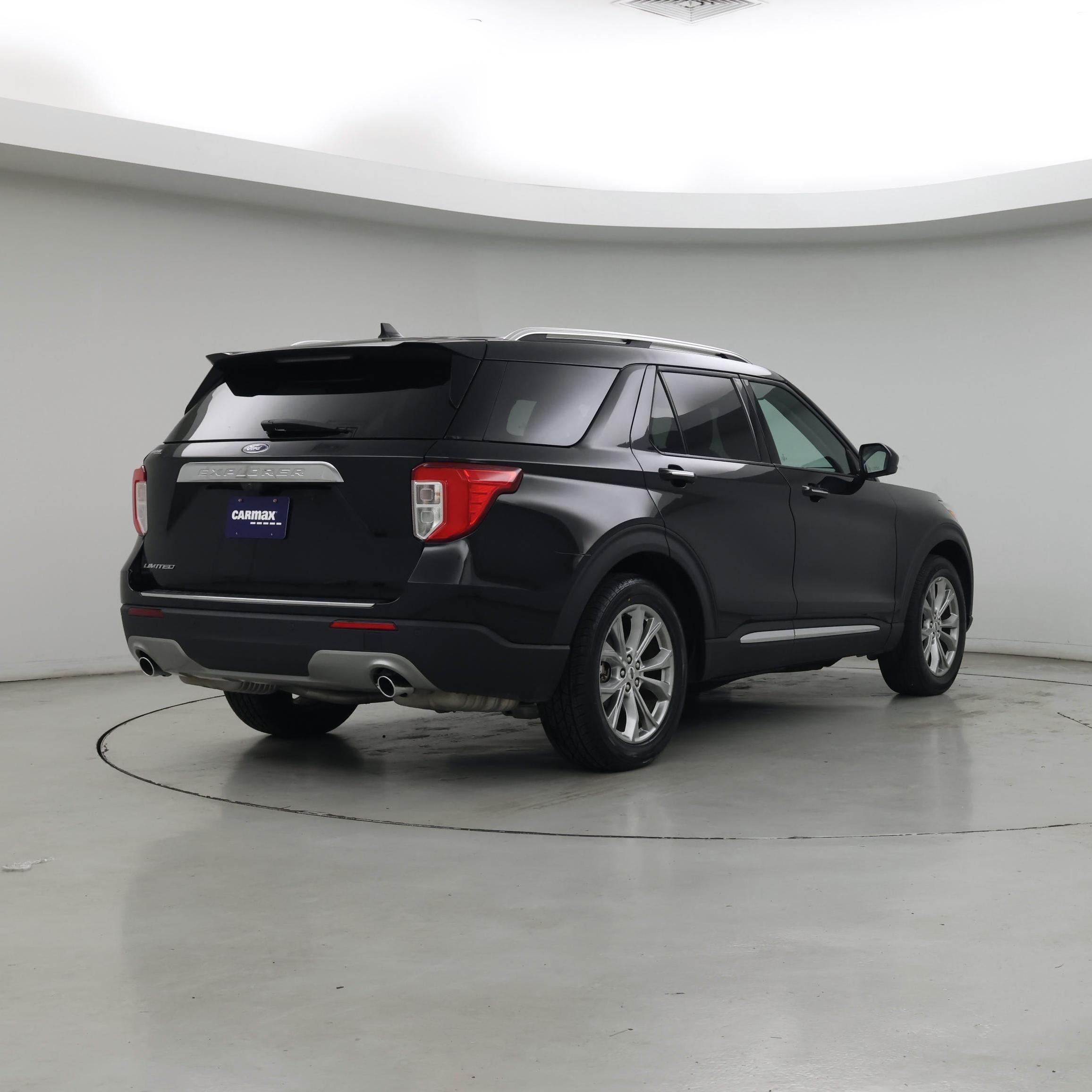 Thumbnail: 2024 Ford Explorer - 8