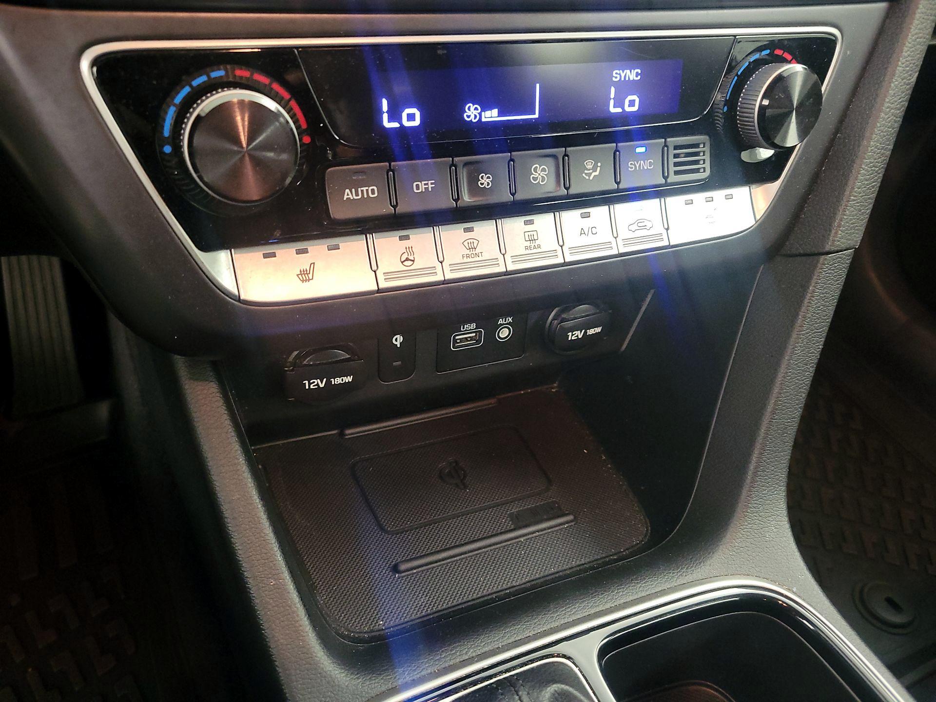 Thumbnail: 2019 Hyundai Sonata - 16