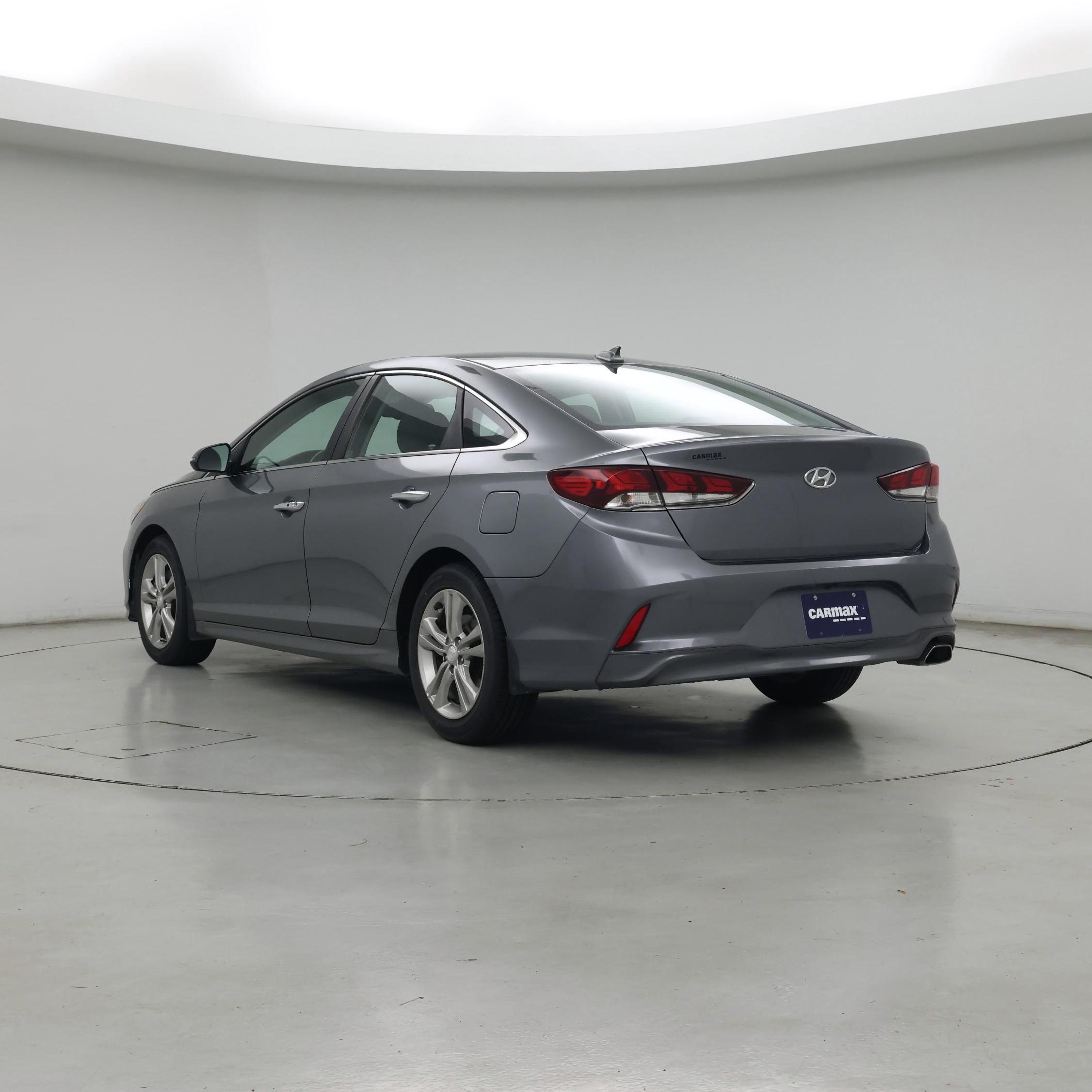 Thumbnail: 2019 Hyundai Sonata - 2