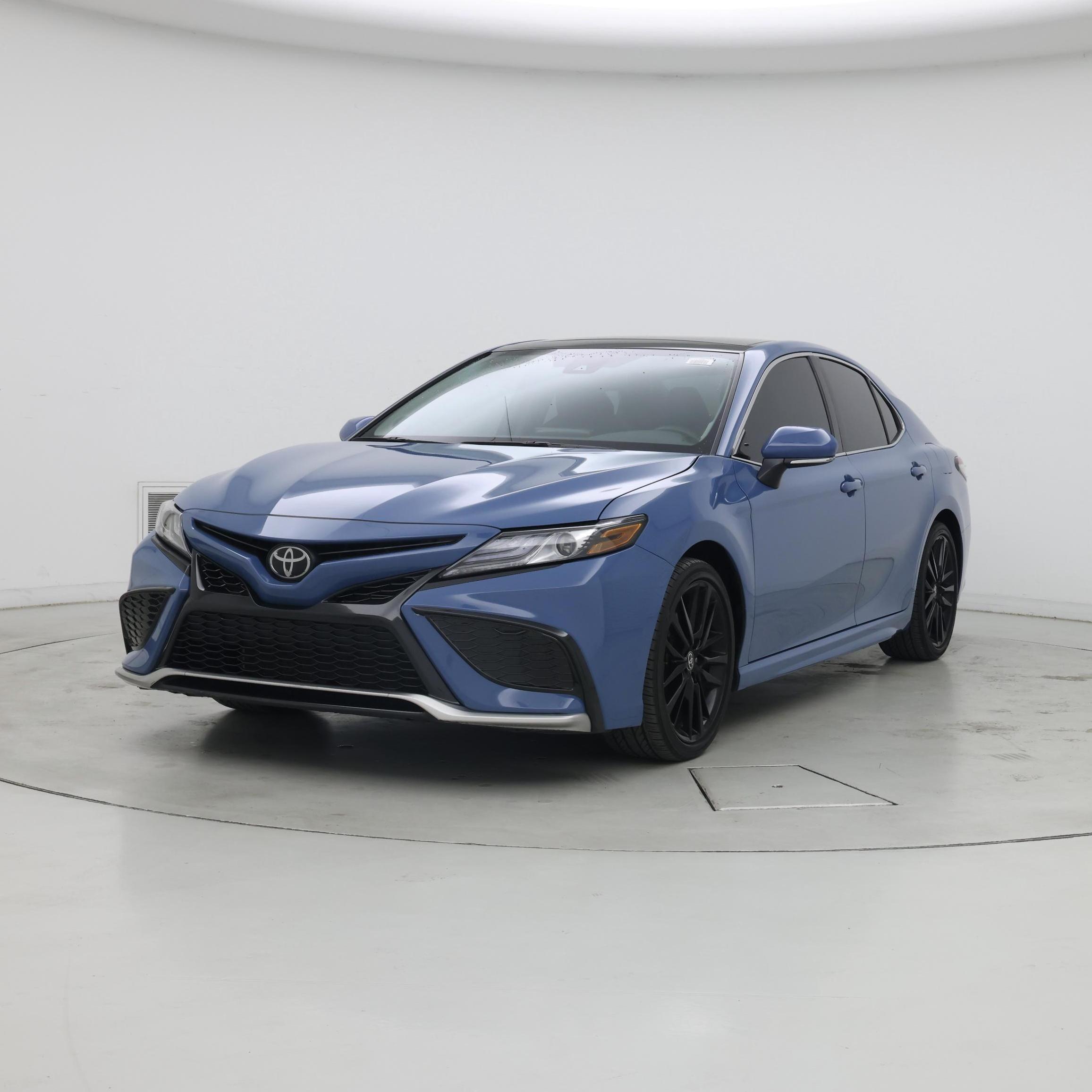 Thumbnail: 2023 Toyota Camry - 4
