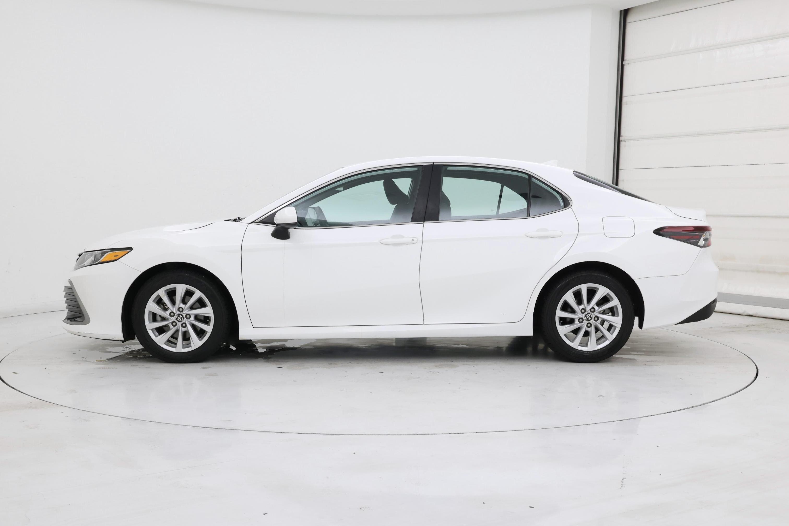 Thumbnail: 2023 Toyota Camry - 3
