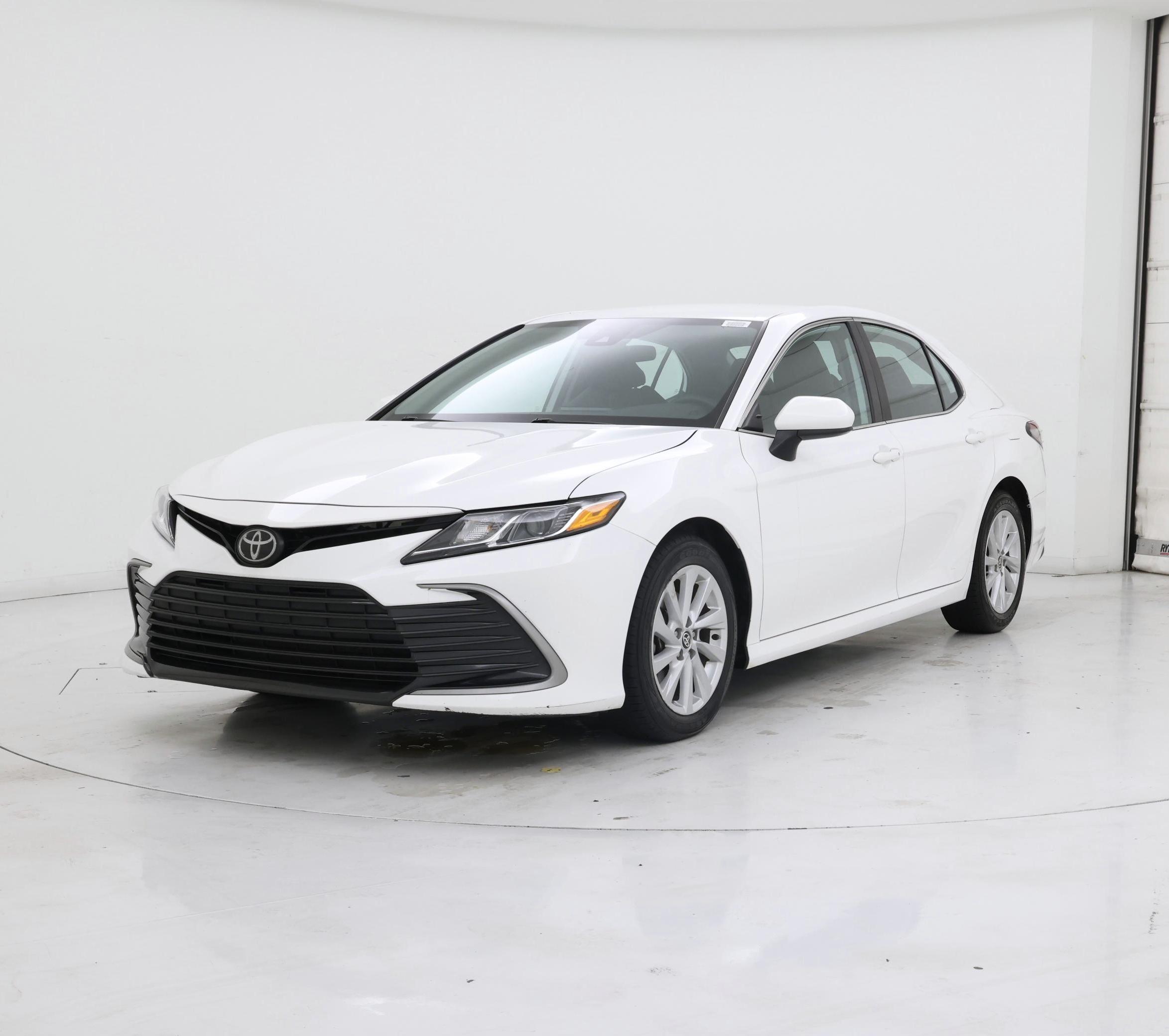 Thumbnail: 2023 Toyota Camry - 4