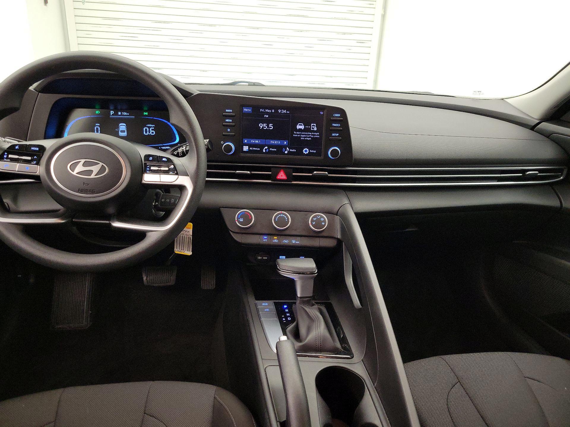 Thumbnail: 2024 Hyundai Elantra - 9