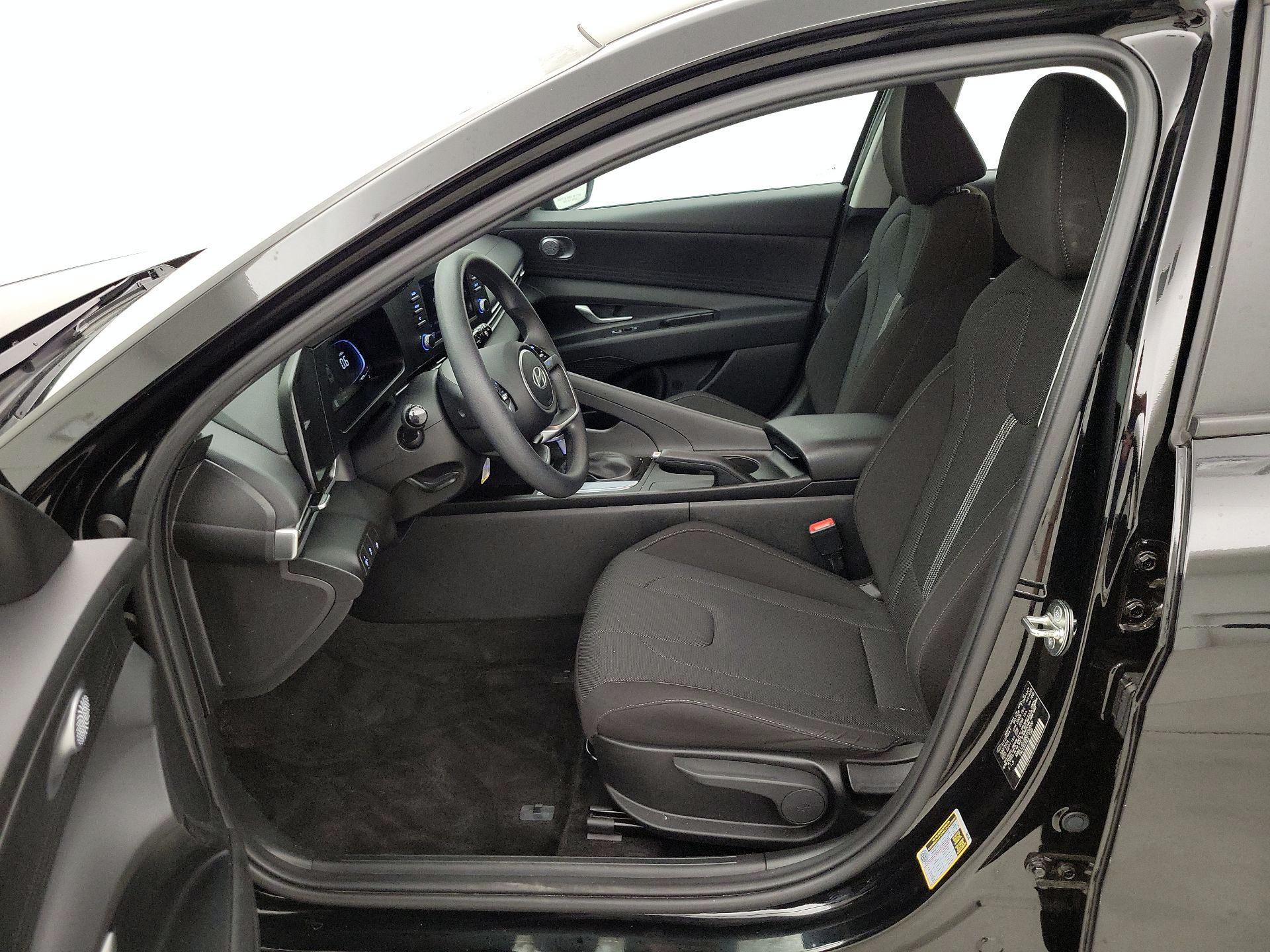 Thumbnail: 2024 Hyundai Elantra - 11
