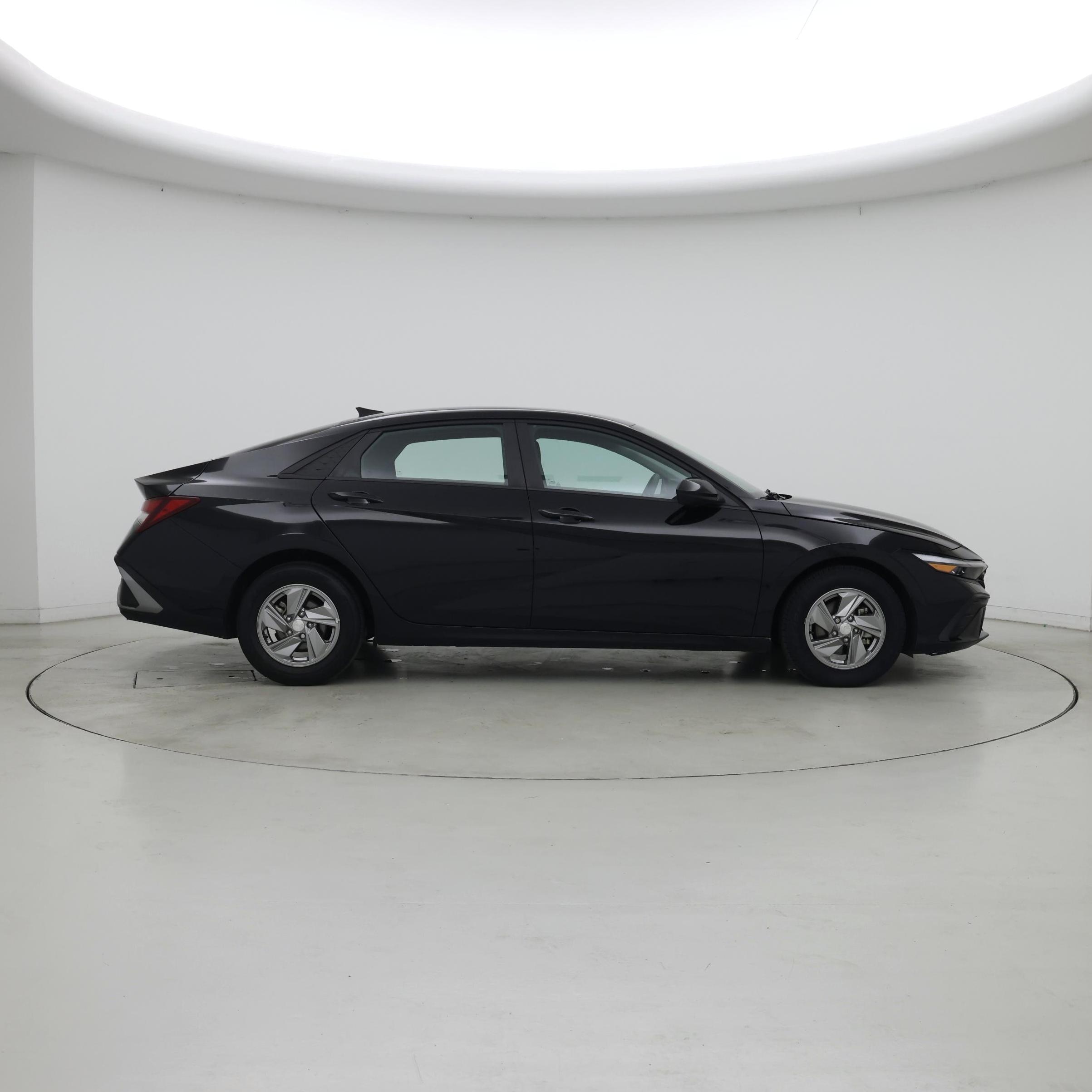 Thumbnail: 2024 Hyundai Elantra - 7