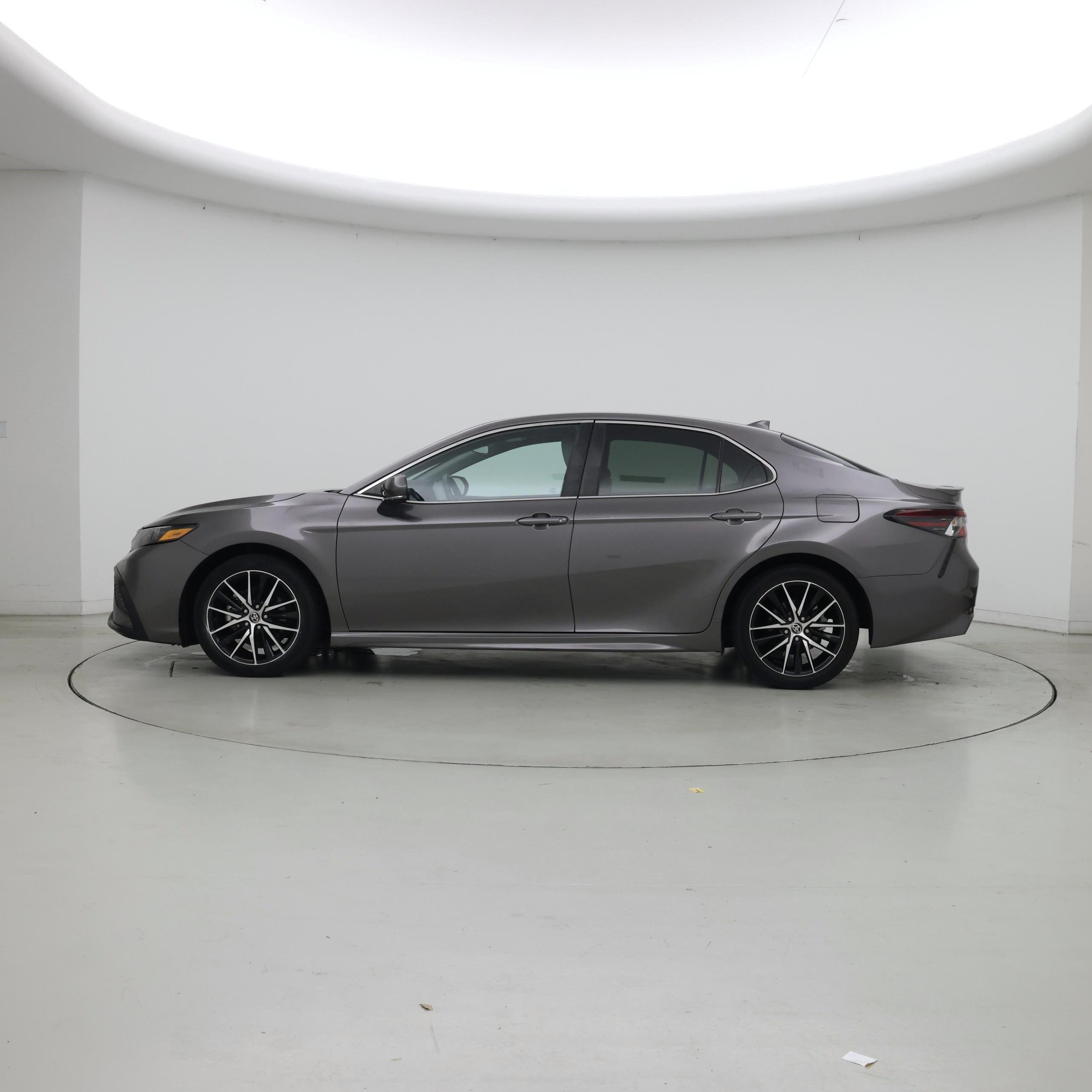 Thumbnail: 2023 Toyota Camry - 3