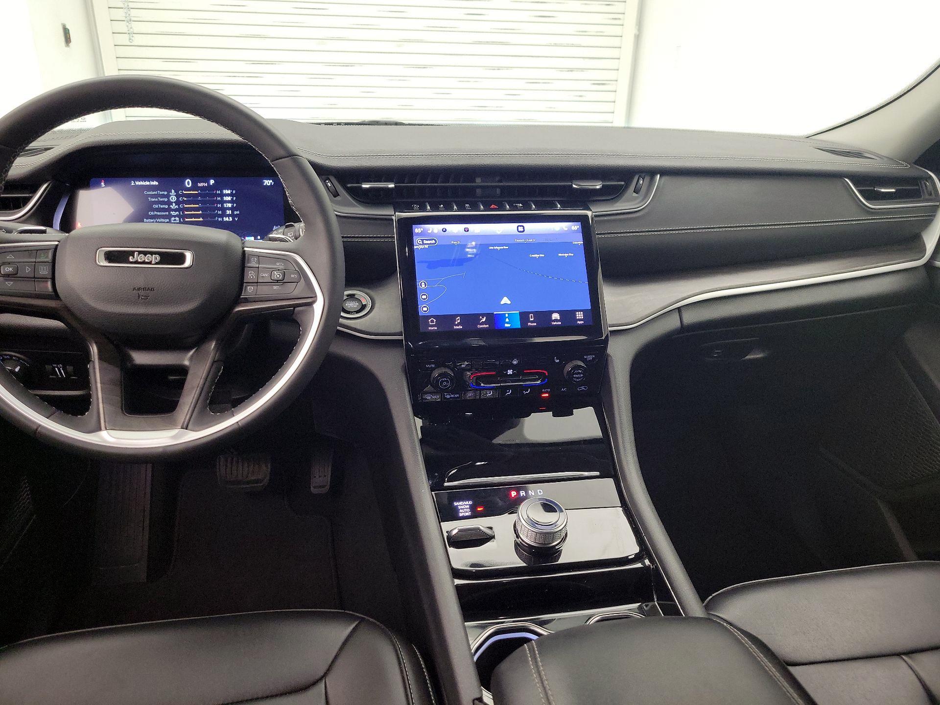 Thumbnail: 2023 Jeep Grand Cherokee L - 9