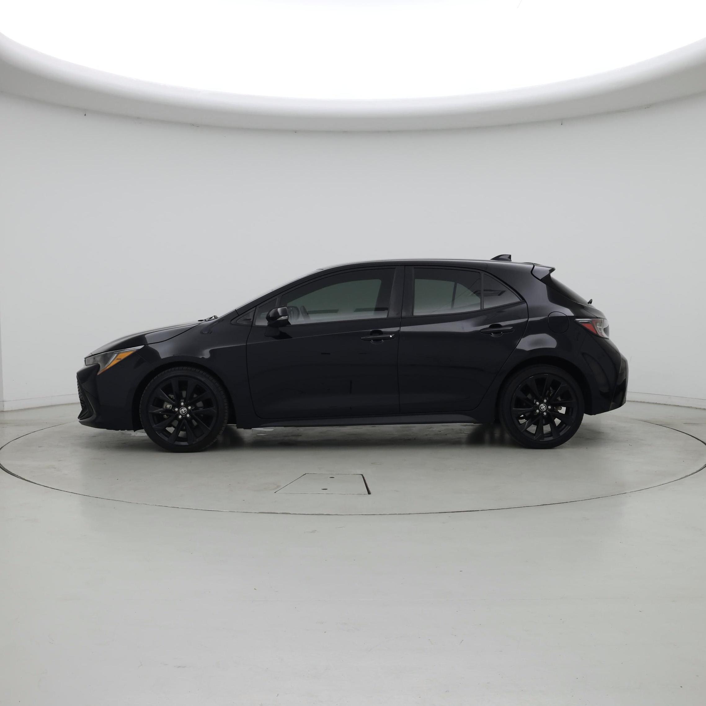 Thumbnail: 2022 Toyota Corolla - 3