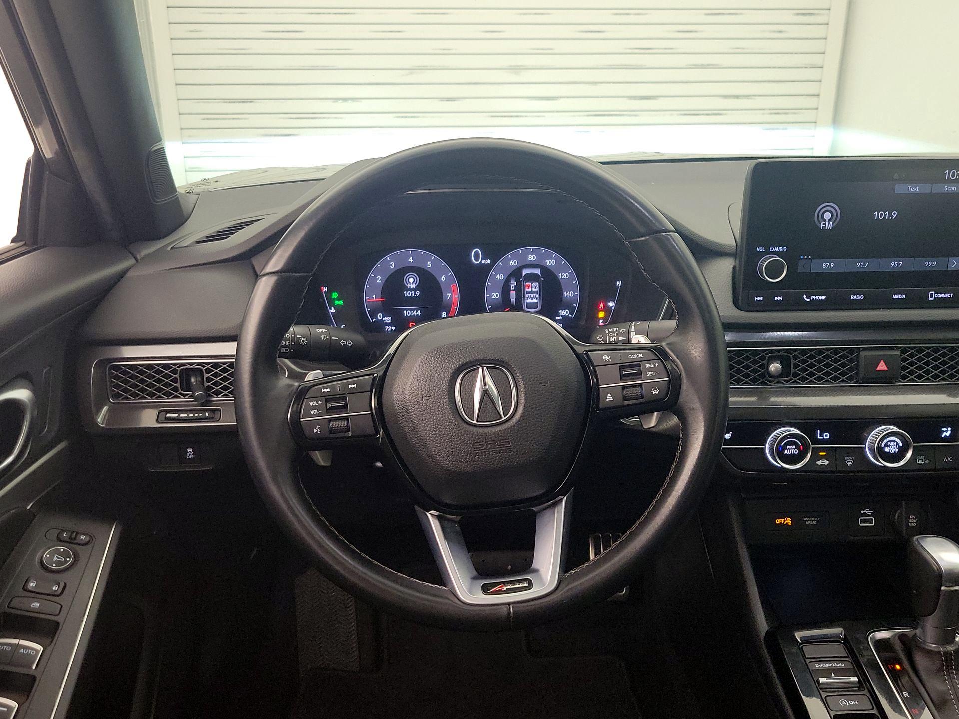 Thumbnail: 2025 Acura Integra - 10