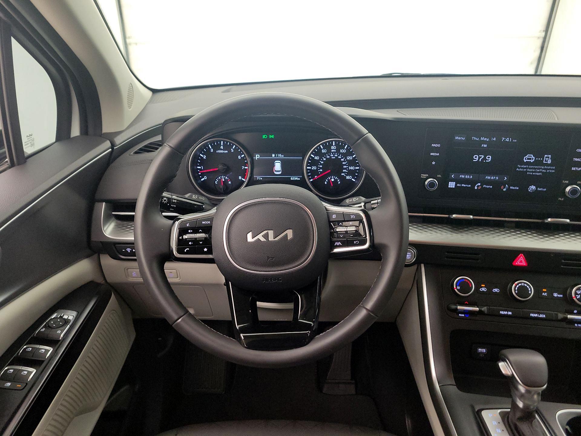 Thumbnail: 2024 Kia Carnival - 10