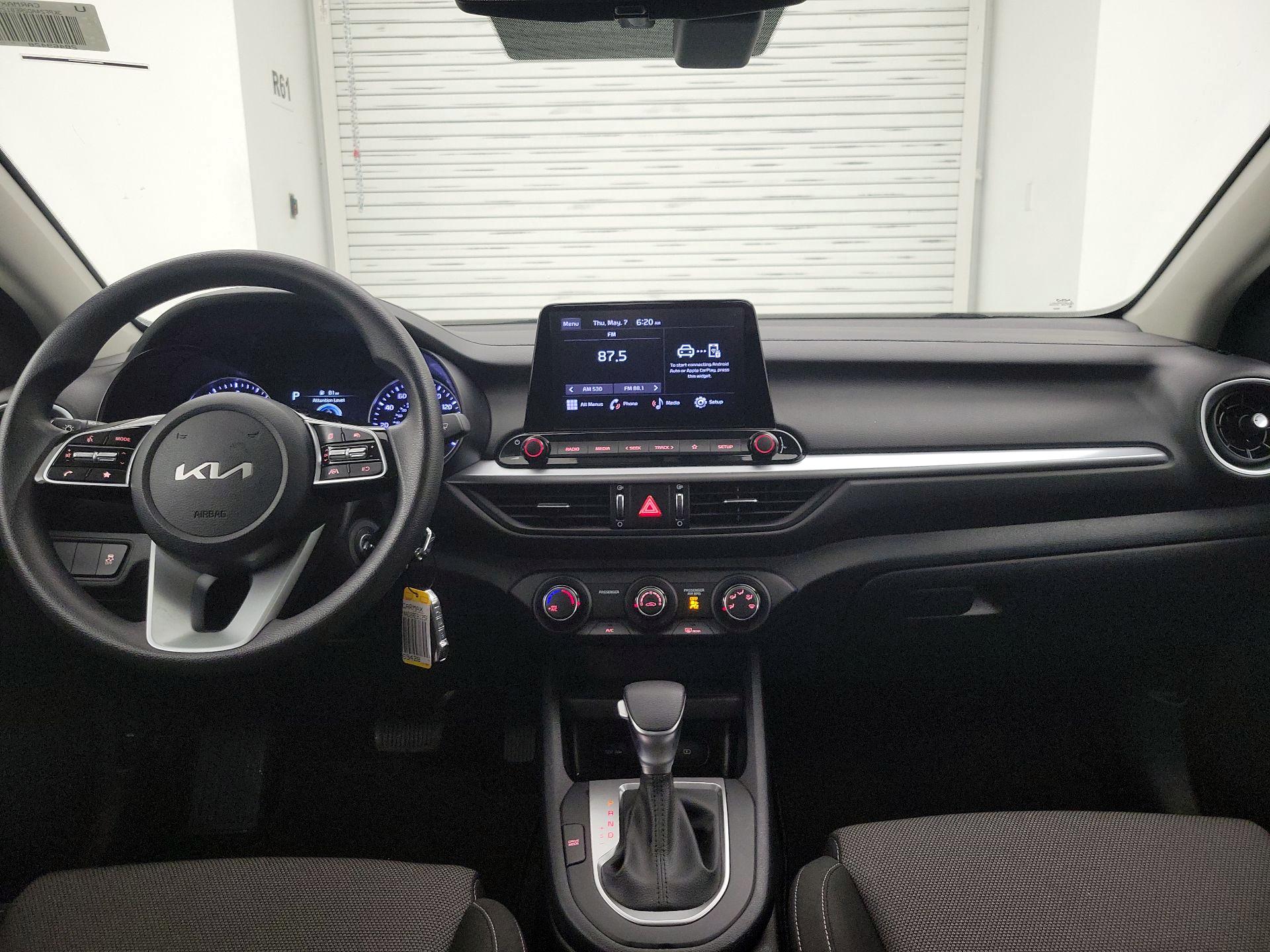 Thumbnail: 2024 Kia Forte - 9