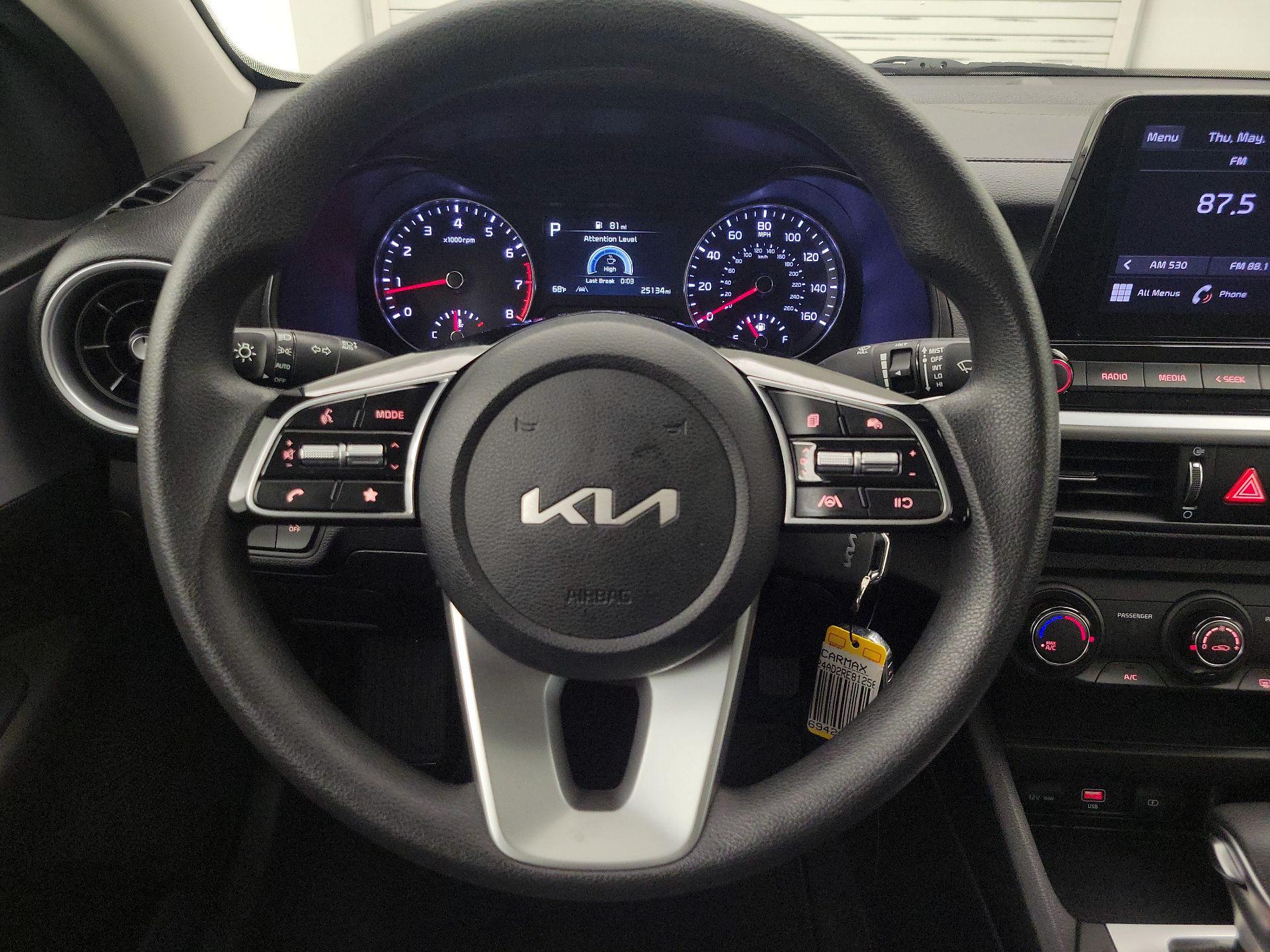 Thumbnail: 2024 Kia Forte - 10