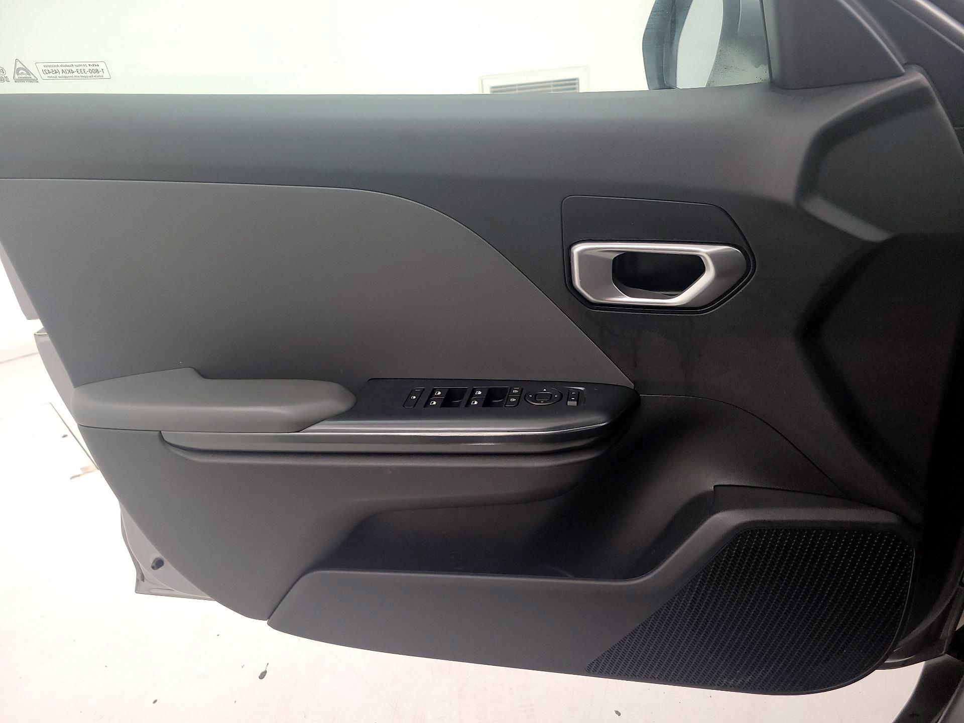 Thumbnail: 2025 Kia K4 - 12