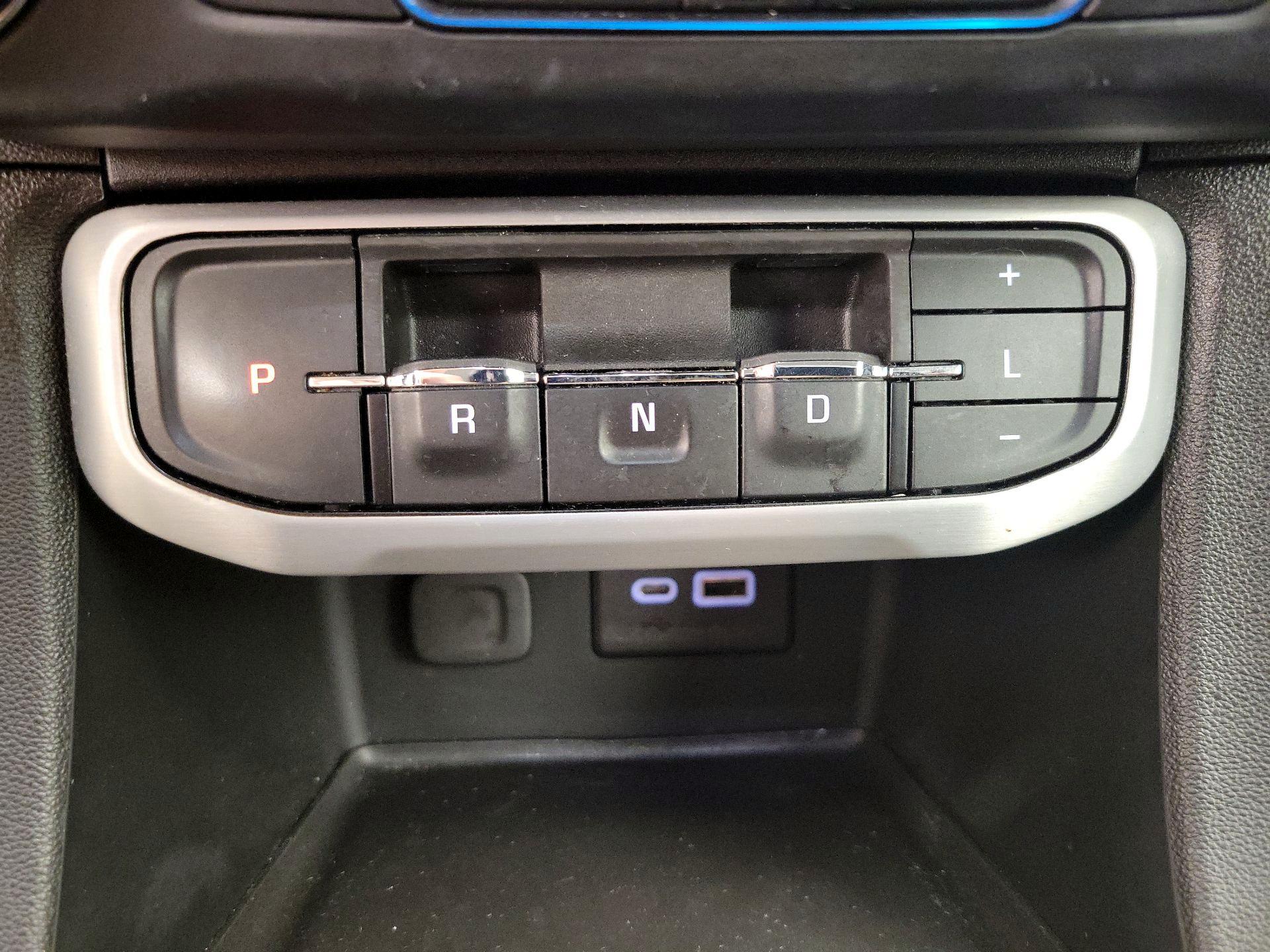 Thumbnail: 2022 GMC Acadia - 17