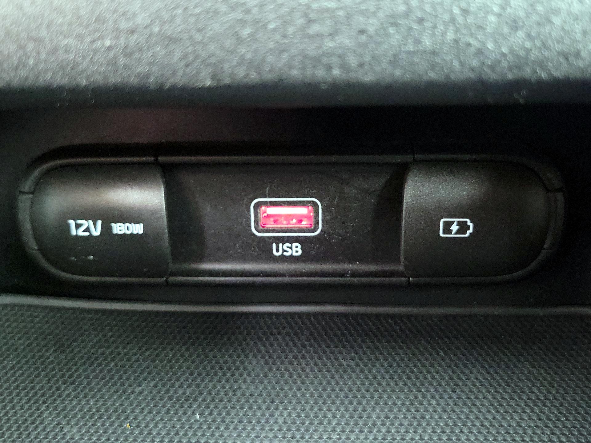 Thumbnail: 2023 Kia Forte - 19