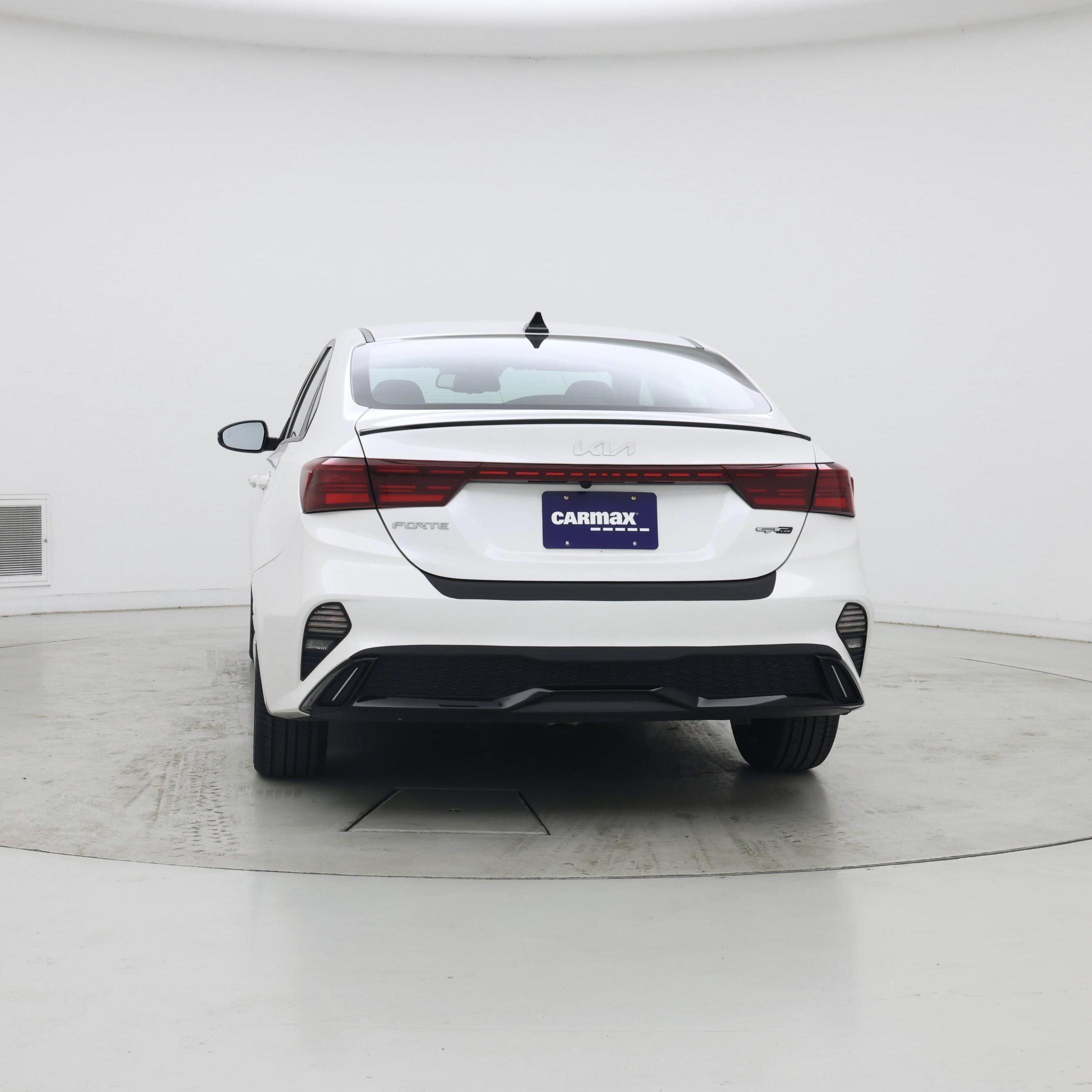 Thumbnail: 2023 Kia Forte - 6