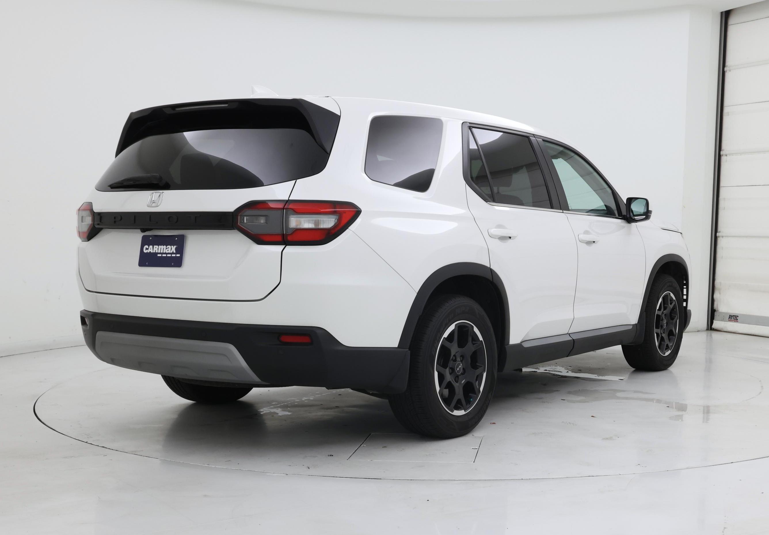 Thumbnail: 2025 Honda Pilot - 8