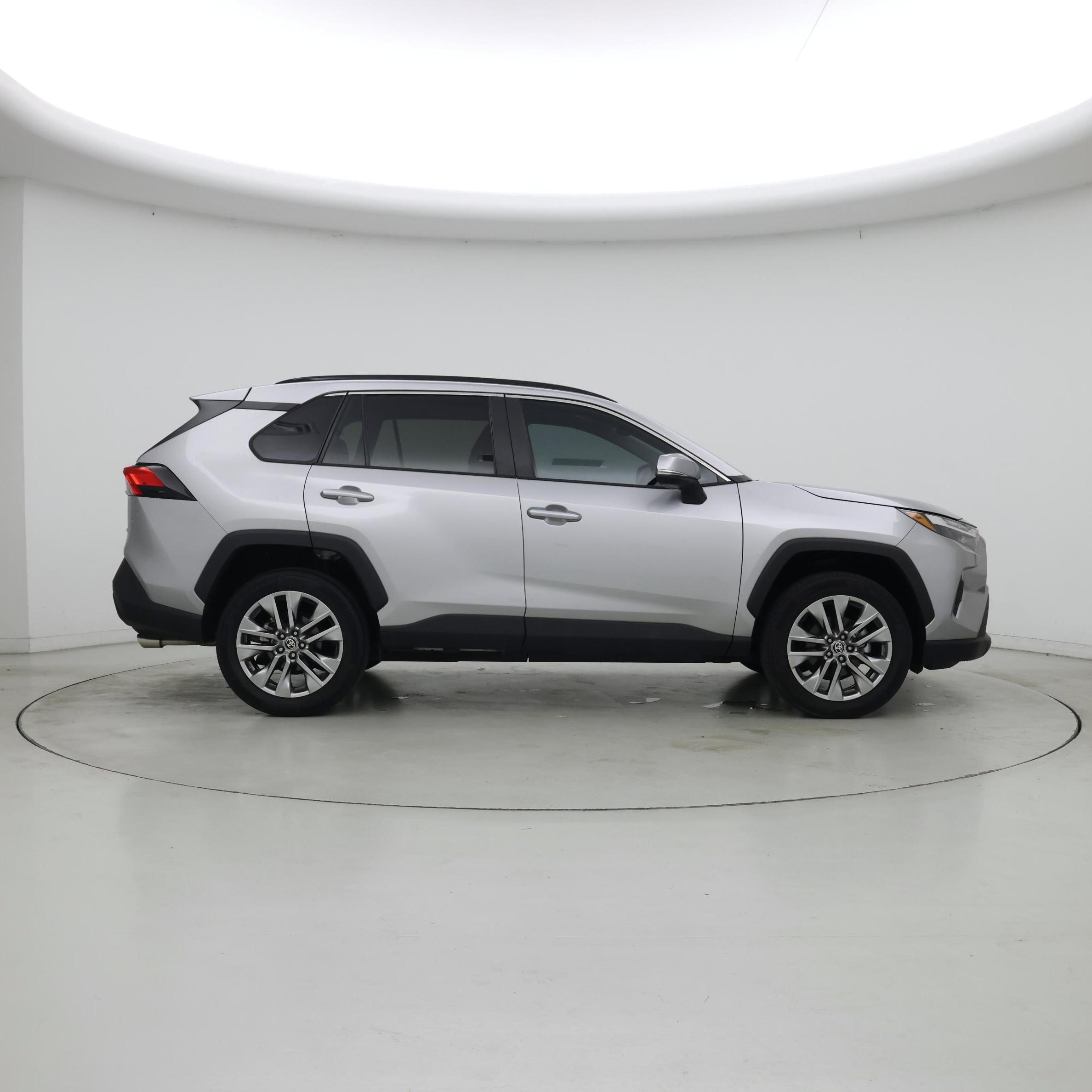 Thumbnail: 2023 Toyota RAV4 - 7