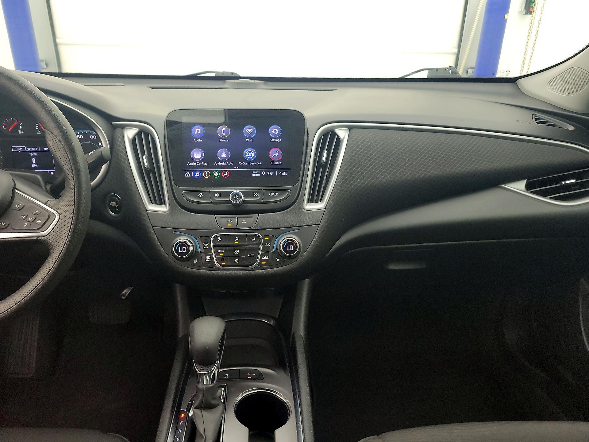 Thumbnail: 2024 Chevrolet Malibu - 9