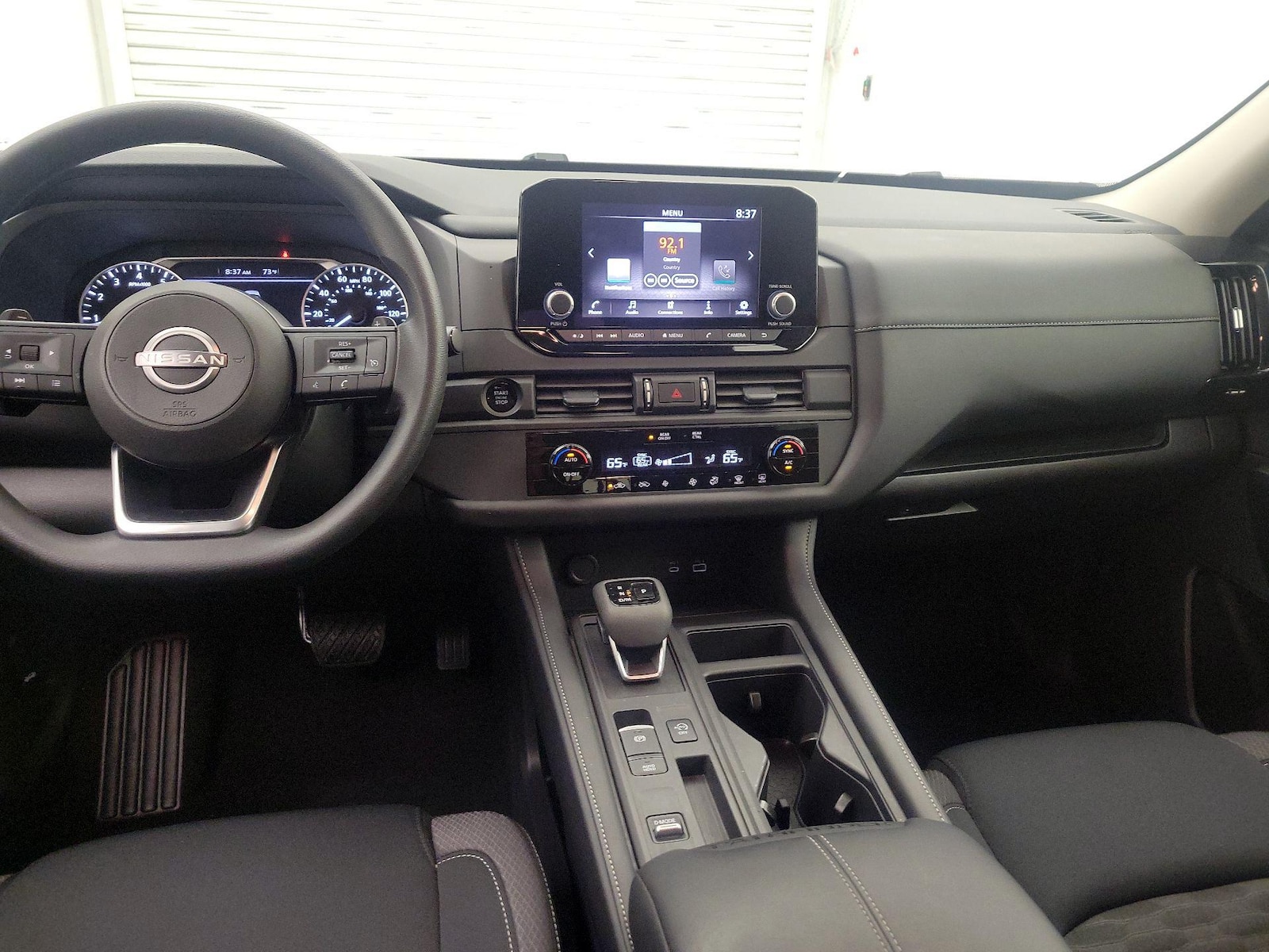 2025 Nissan Pathfinder S - Photo 10