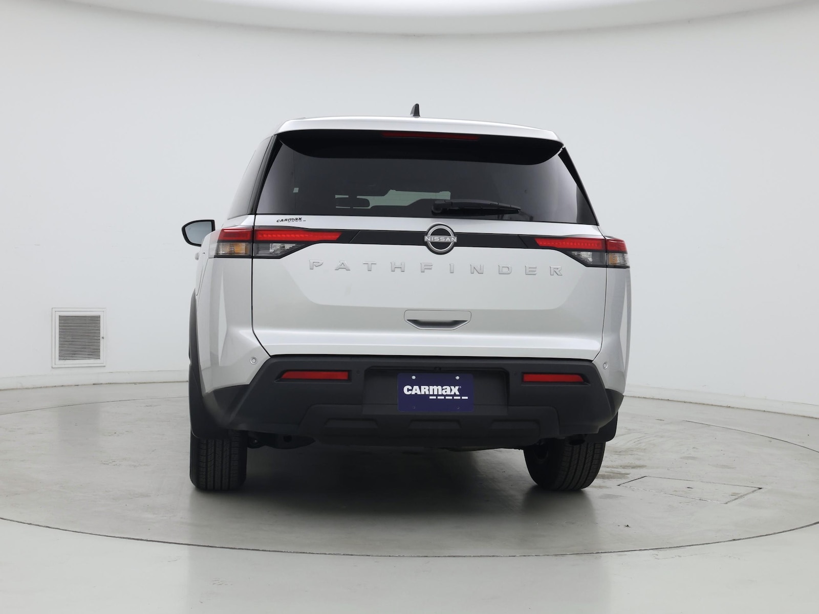 2025 Nissan Pathfinder S - Photo 7