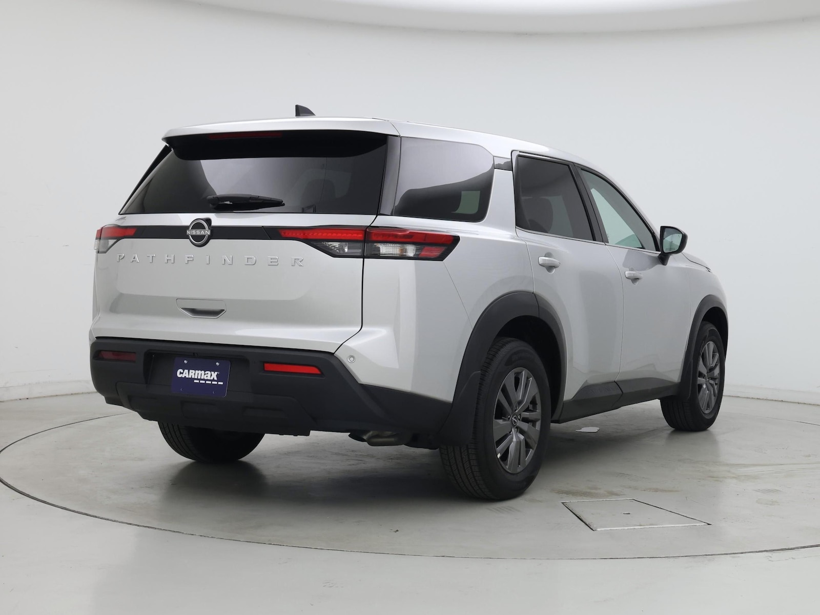 2025 Nissan Pathfinder S - Photo 9