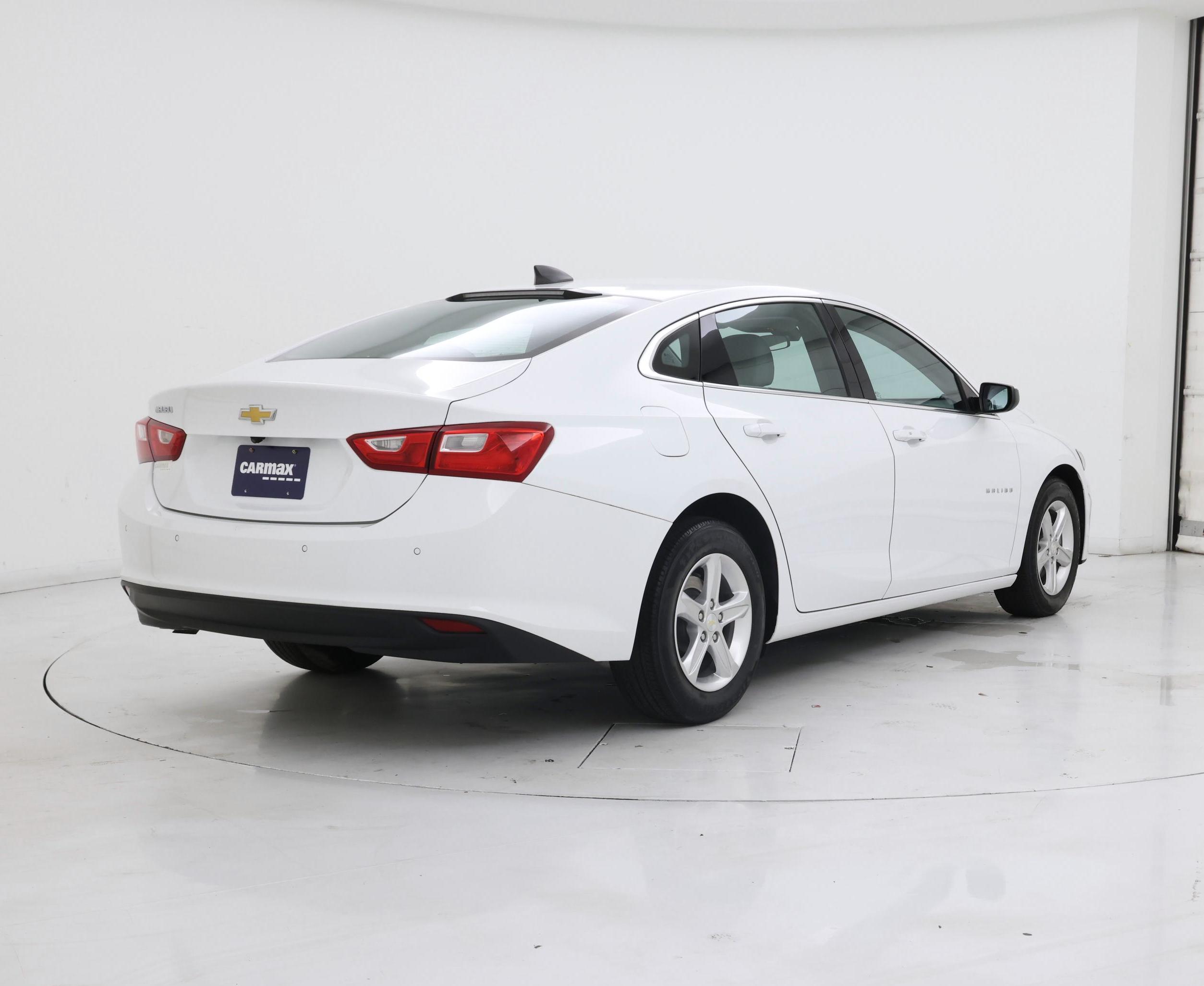 Thumbnail: 2022 Chevrolet Malibu - 8