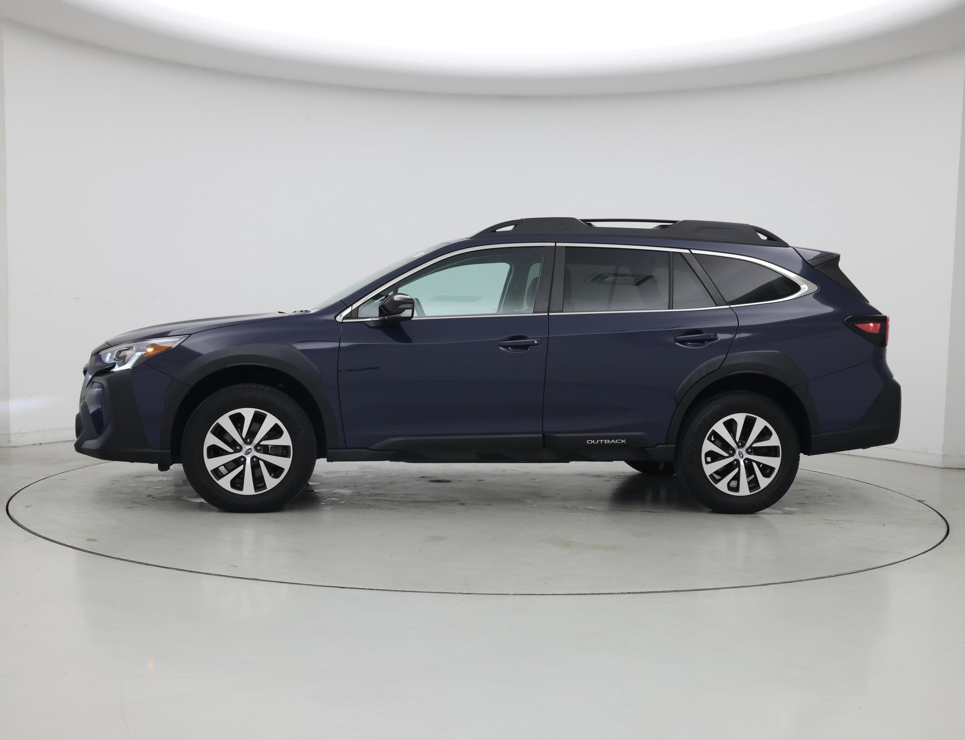 Thumbnail: 2023 Subaru Outback - 3