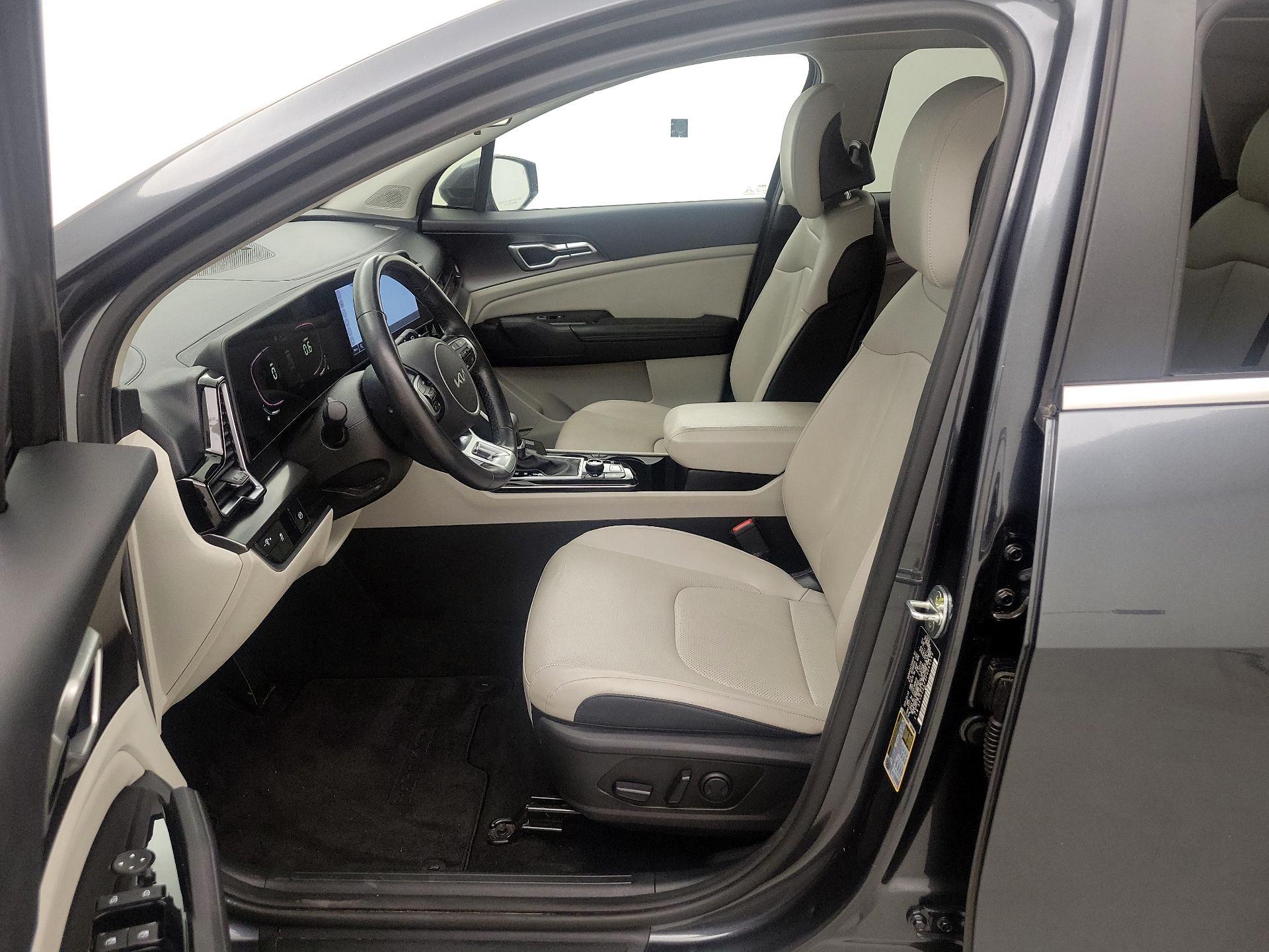 Thumbnail: 2023 Kia Sportage - 11
