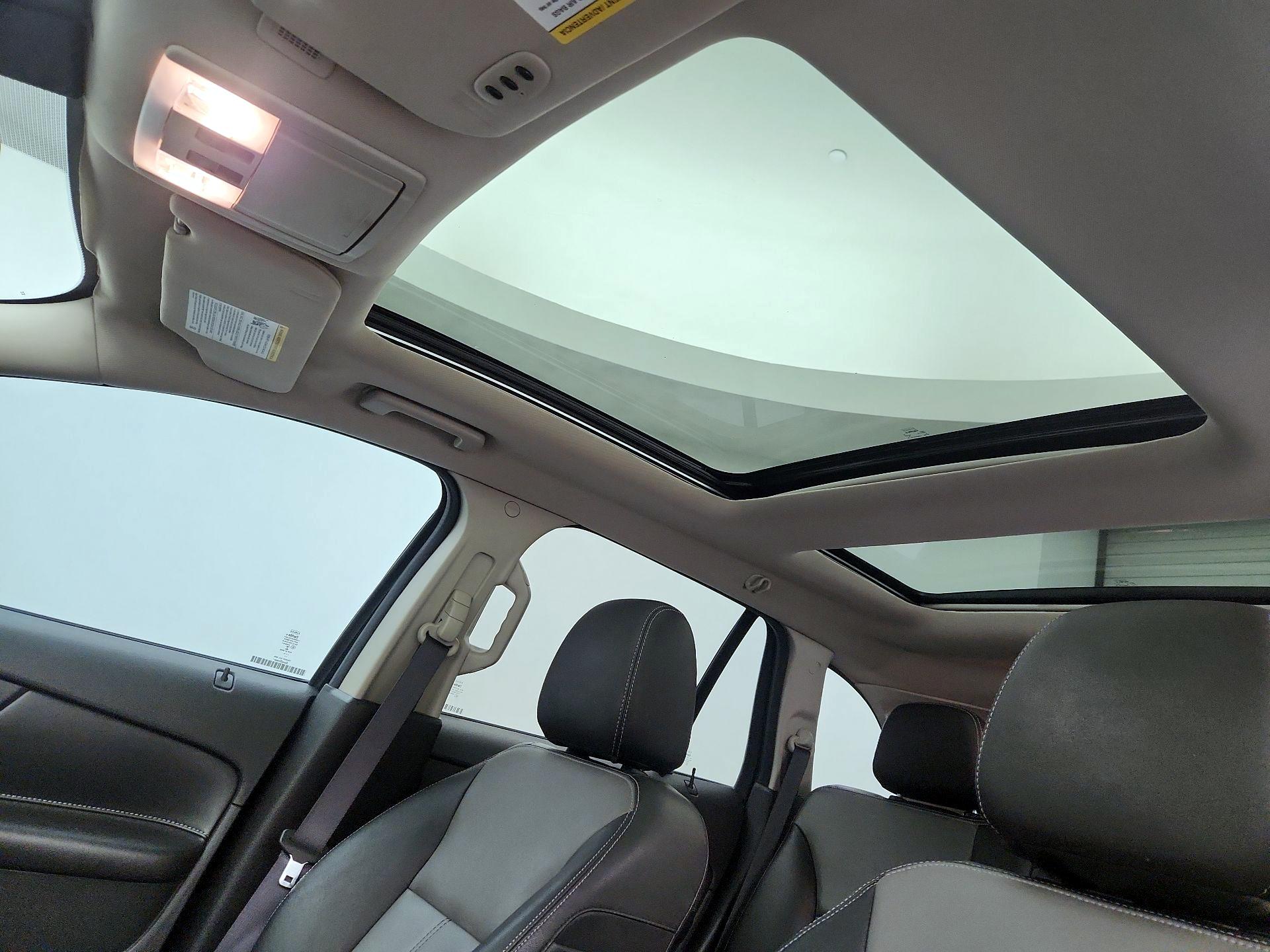 Thumbnail: 2014 Ford Edge - 19