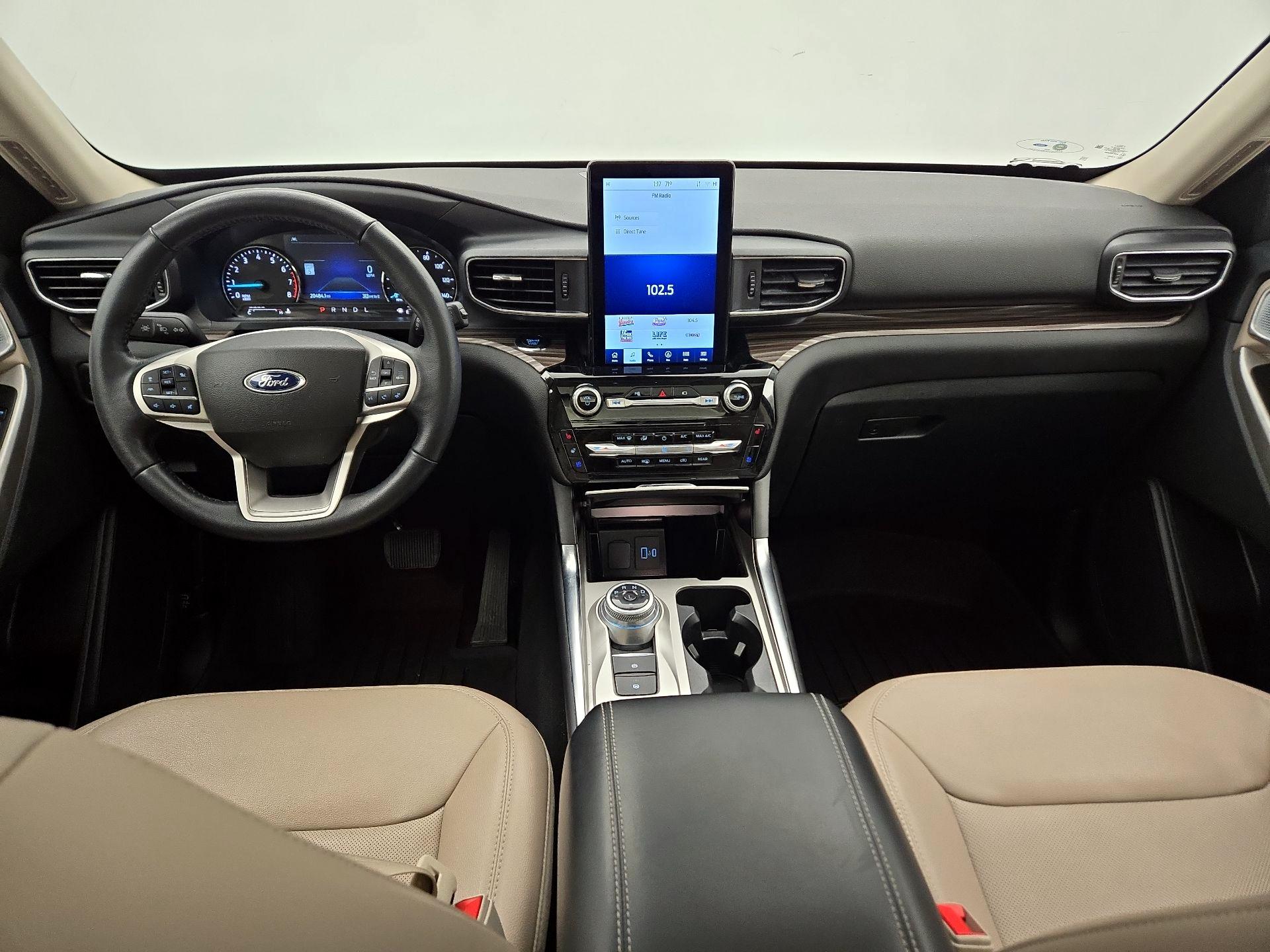 Thumbnail: 2022 Ford Explorer - 9